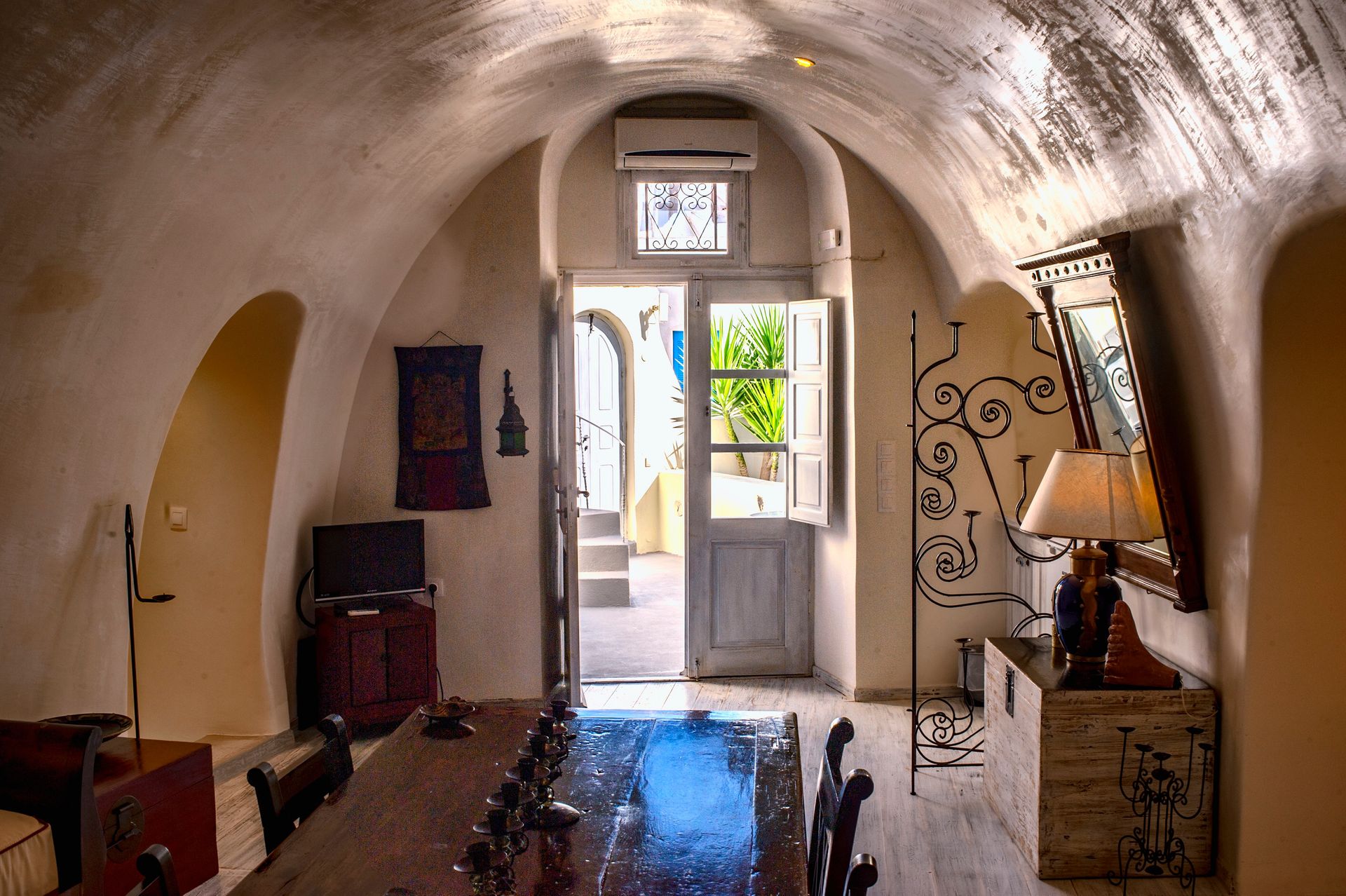 Heliophos Boutique Caves - DELSUI - 38