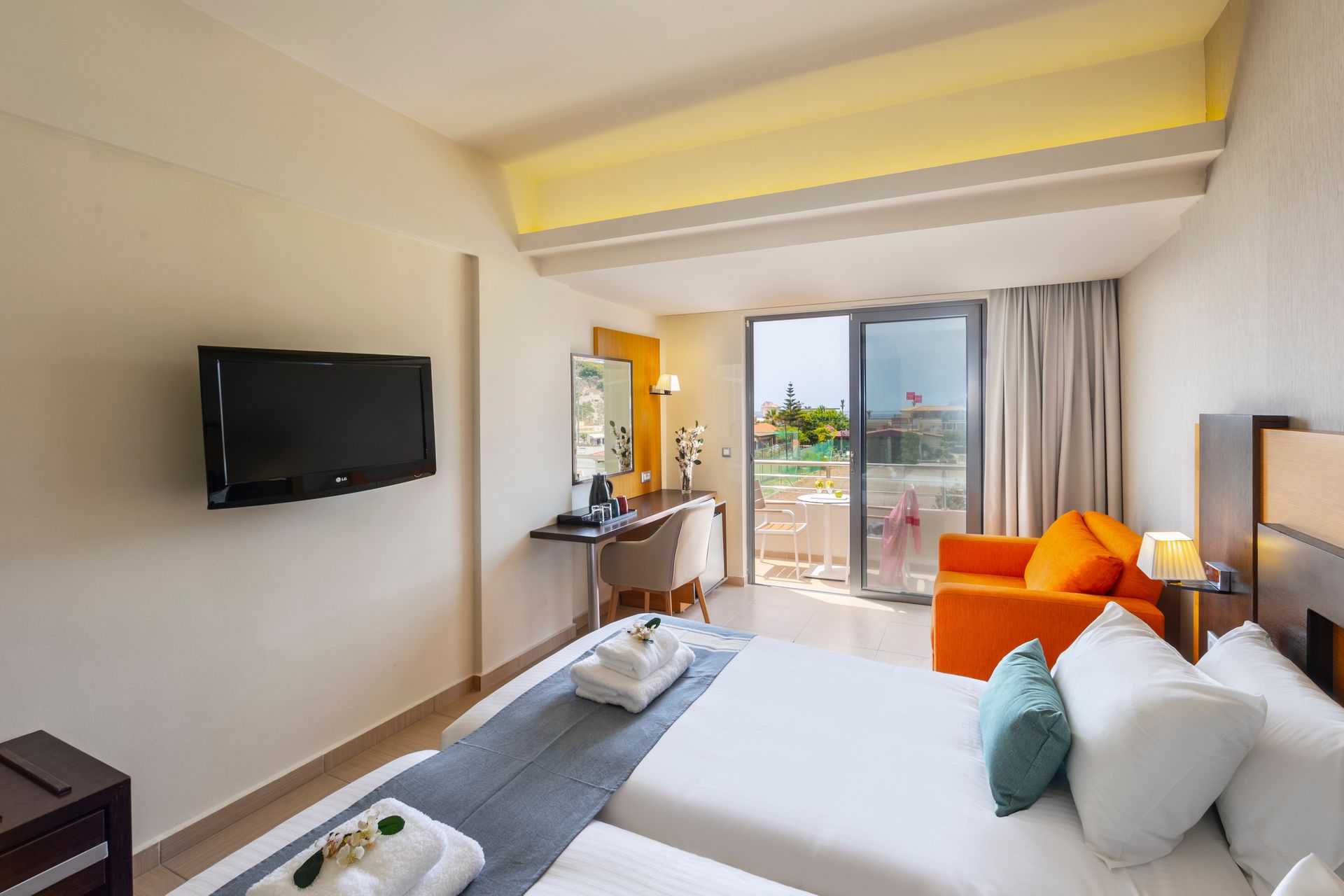 Twin Room with Sea View