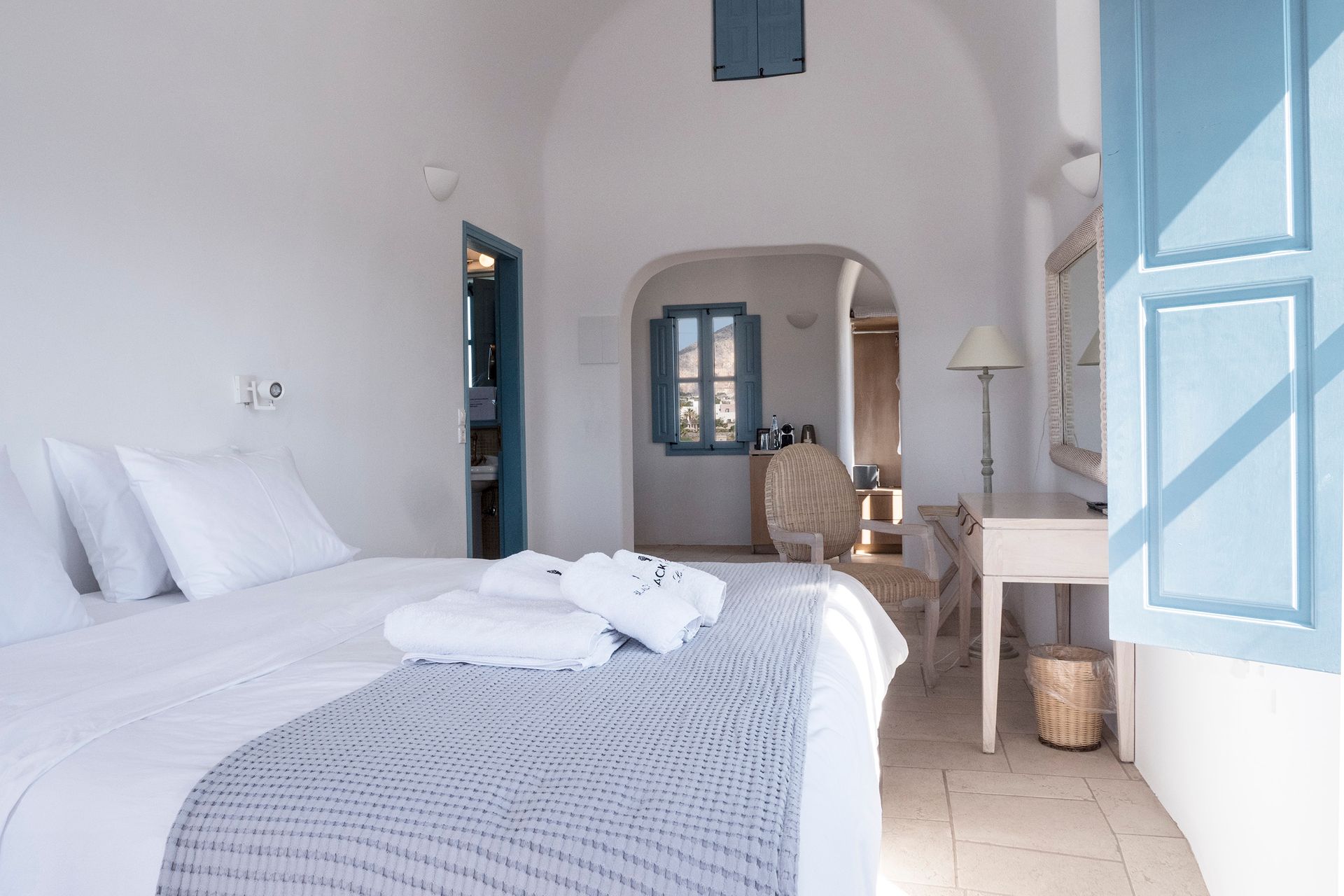 Black Rose Suites Santorini - MAISON - 5