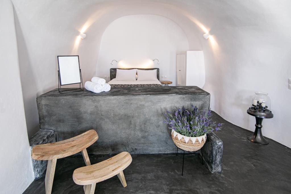 Elysian Santorini Oia - CAVEL - 17
