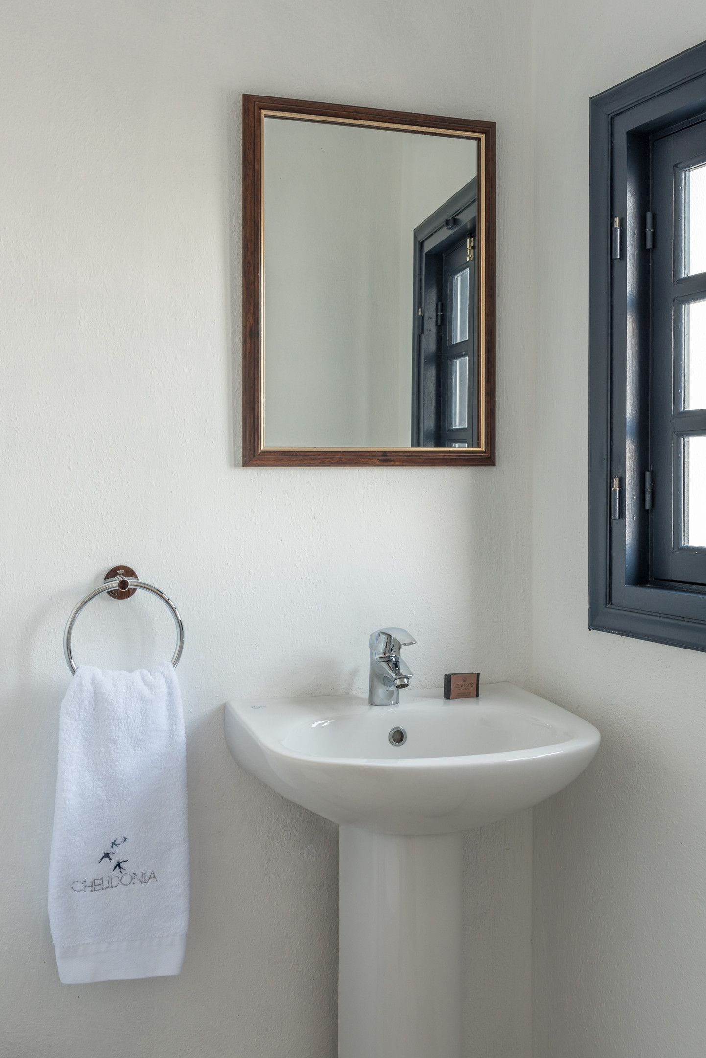 Chelidonia Luxury Suites - CAPTAI - 11
