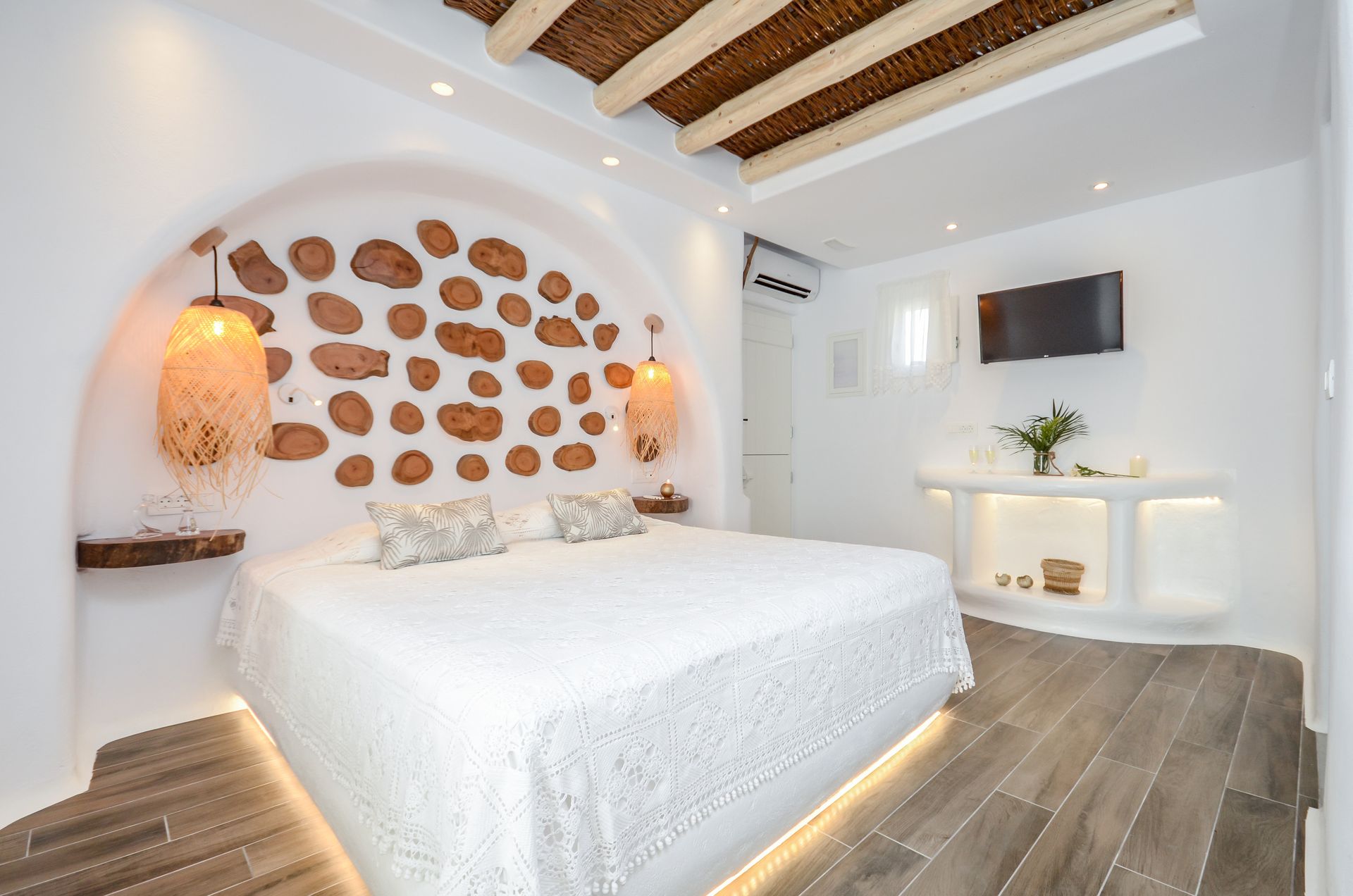 Naxos Island Escape - WHITE - 17