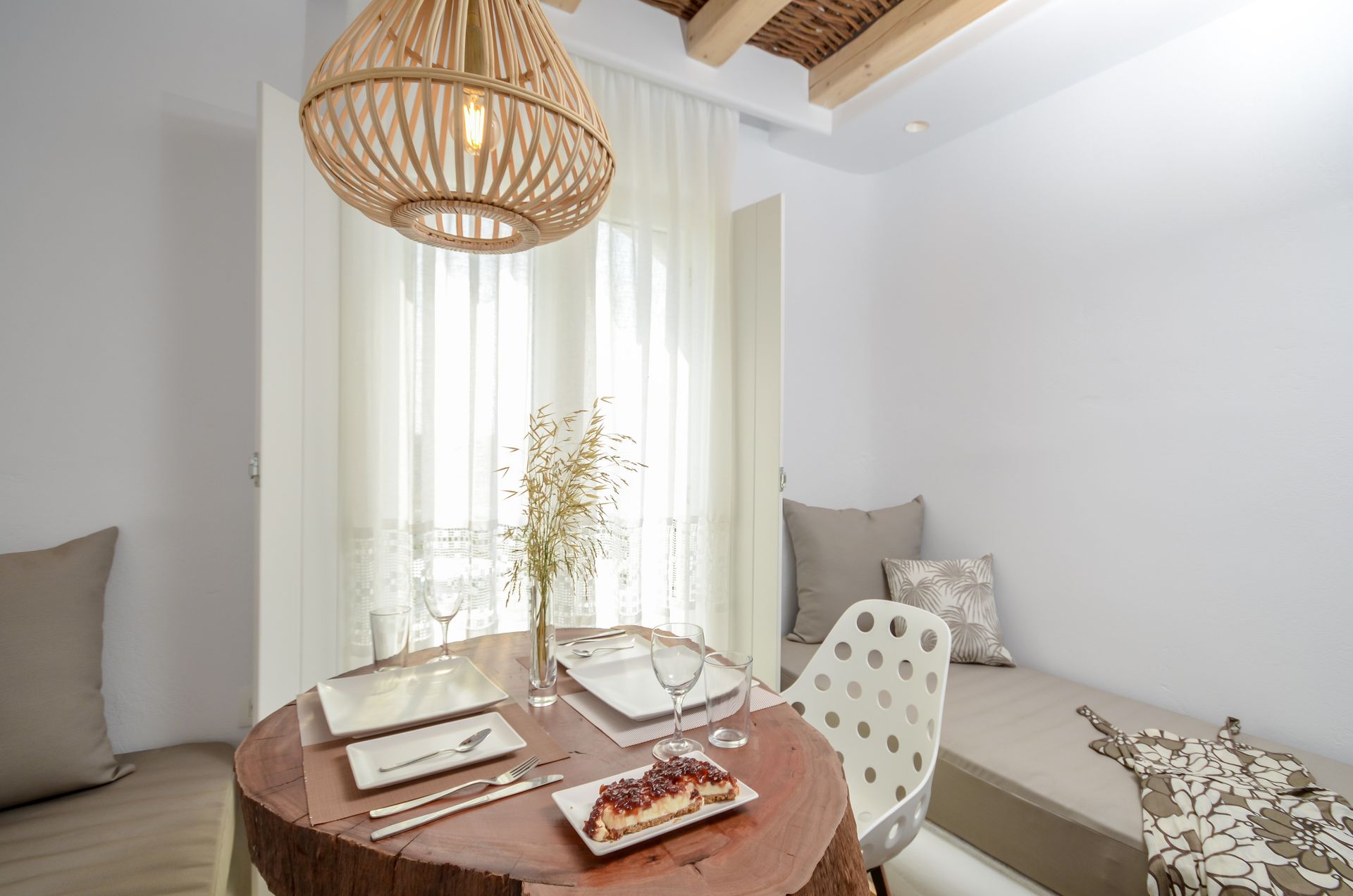 Naxos Island Escape - WHITE - 21