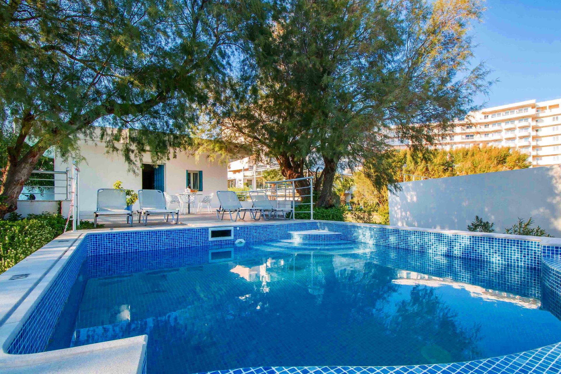 Aqua Tower Family Villa with Private Pool