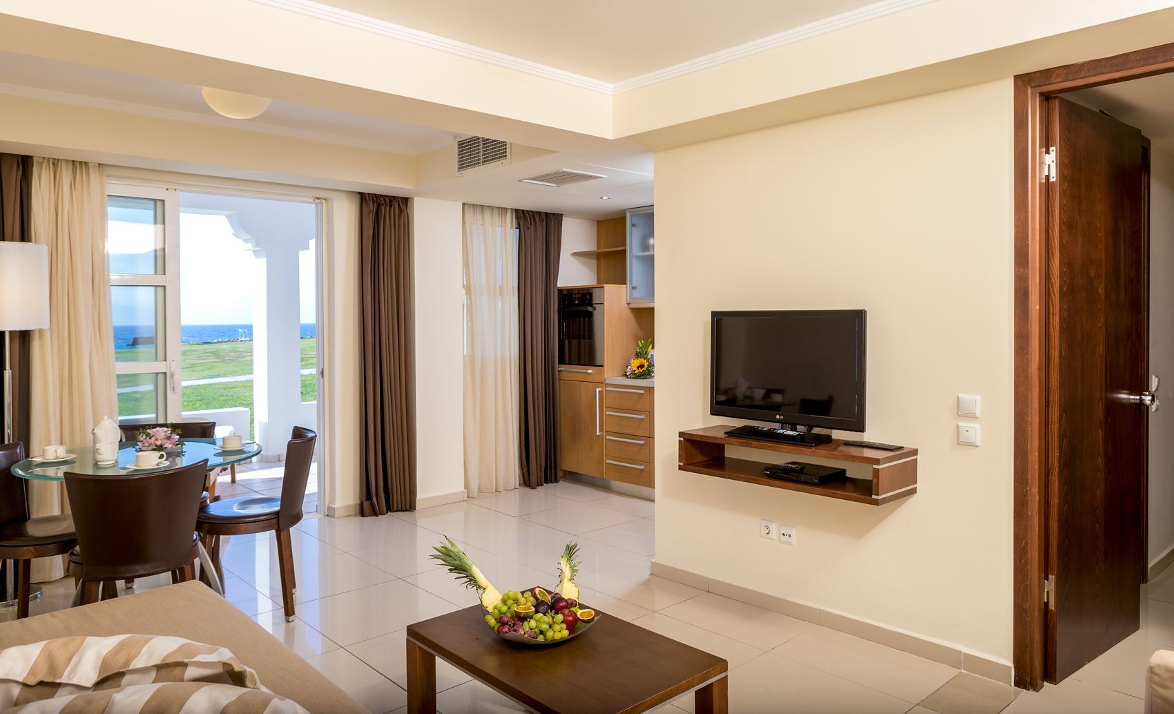 Neptune Luxury Resort - EXEC1R - 3