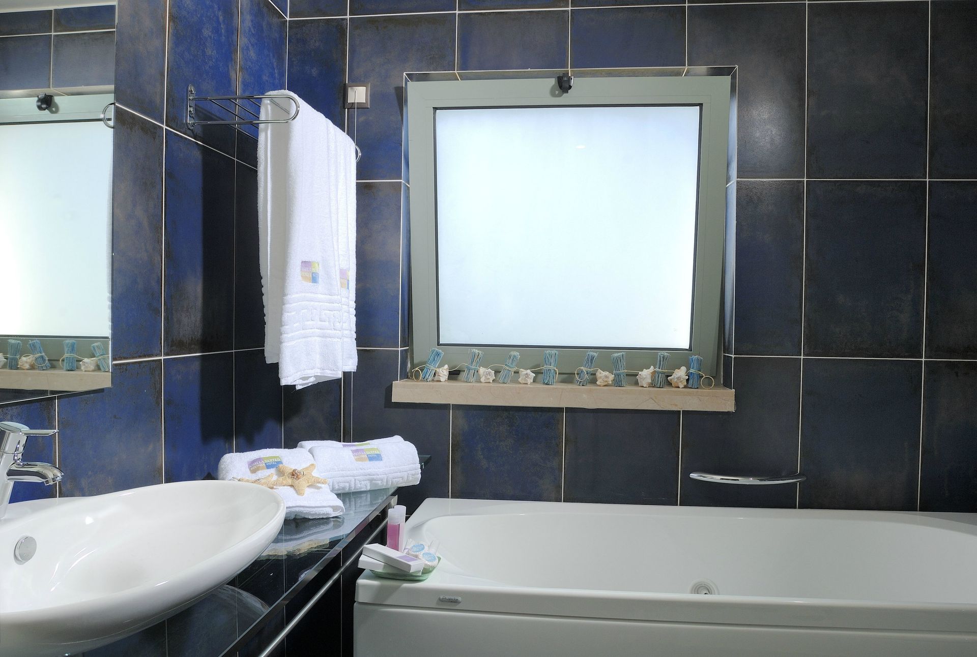 Angela Suites Boutique Hotel - LUX - 6
