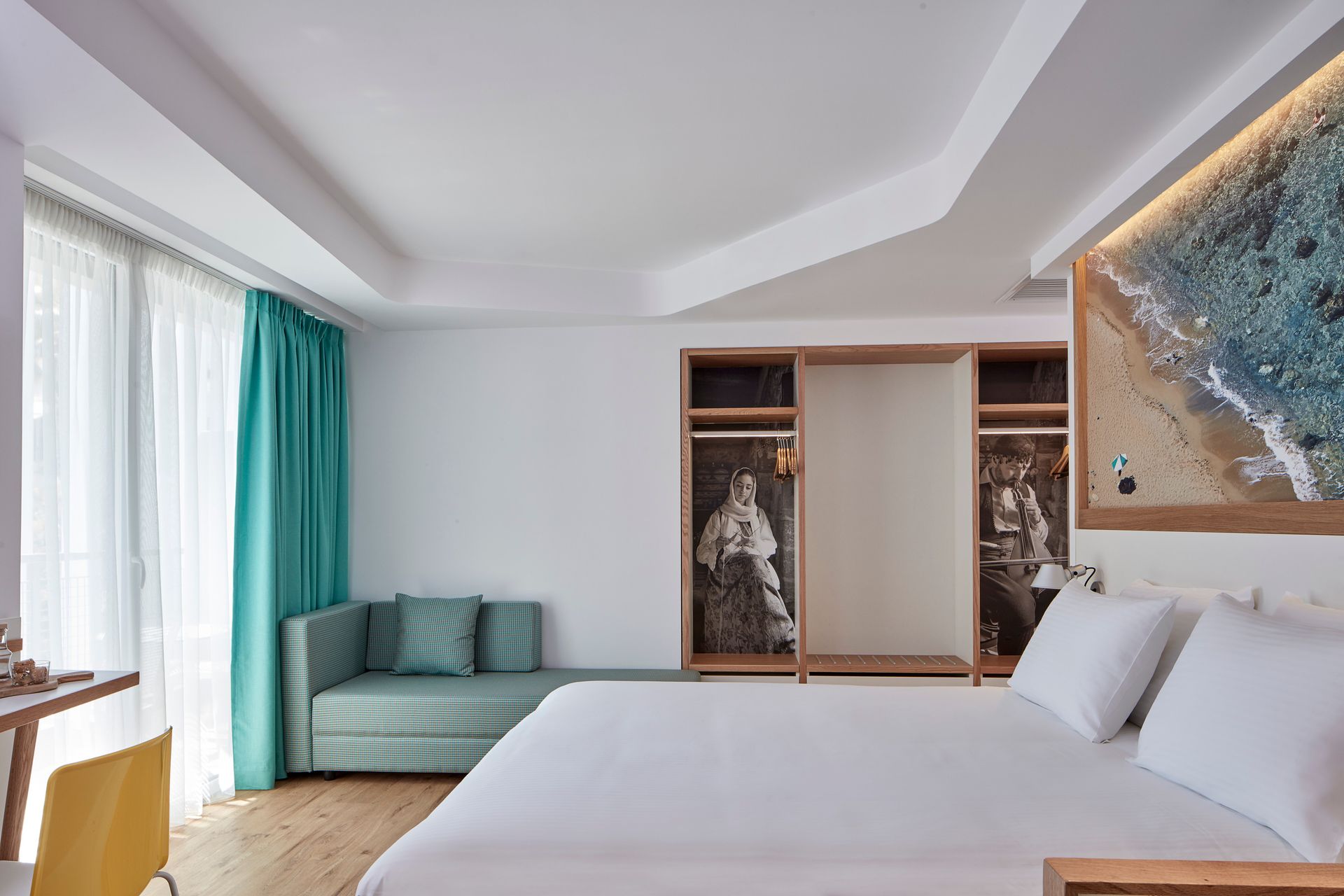 Urban Deluxe Room