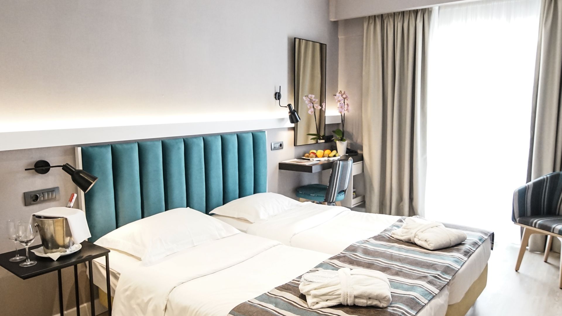 Double Executive Acropolis View Room