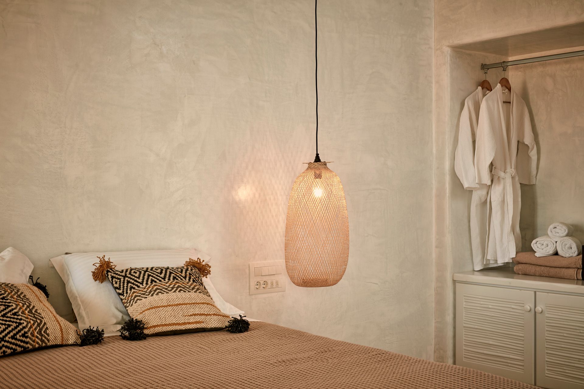 Naxian On The Beach Luxury Boutique Suites - DBLIJ - 4