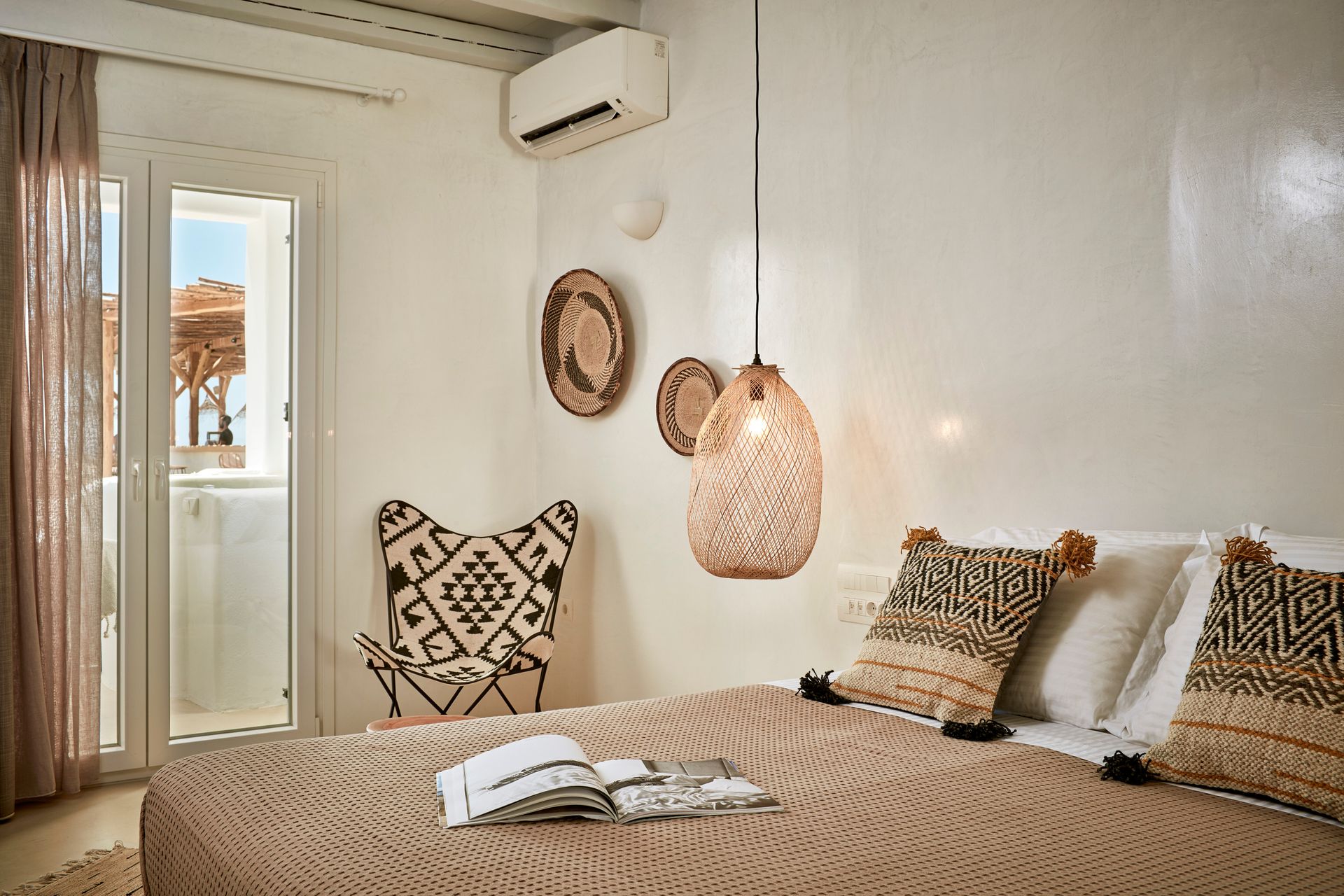 Naxian On The Beach Luxury Boutique Suites - DBLIJ - 12