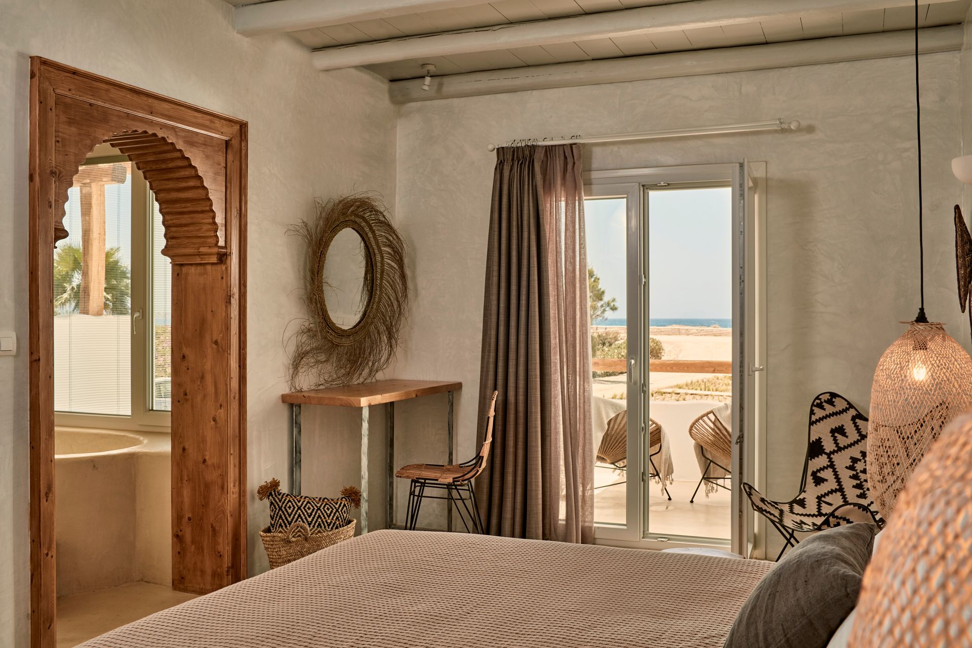 Naxian On The Beach Luxury Boutique Suites - DBLOTJ - 9
