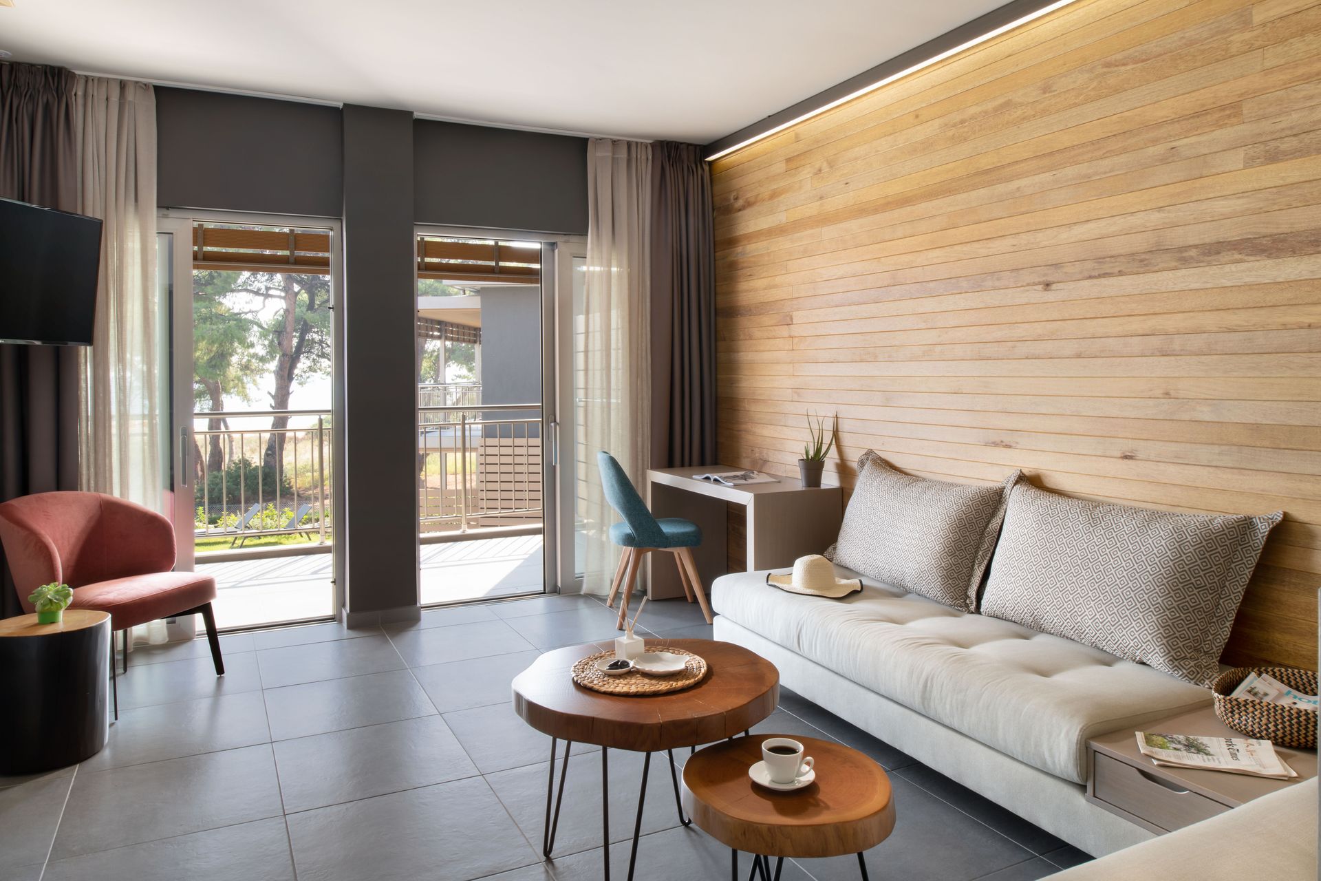Family Suite with Garden View