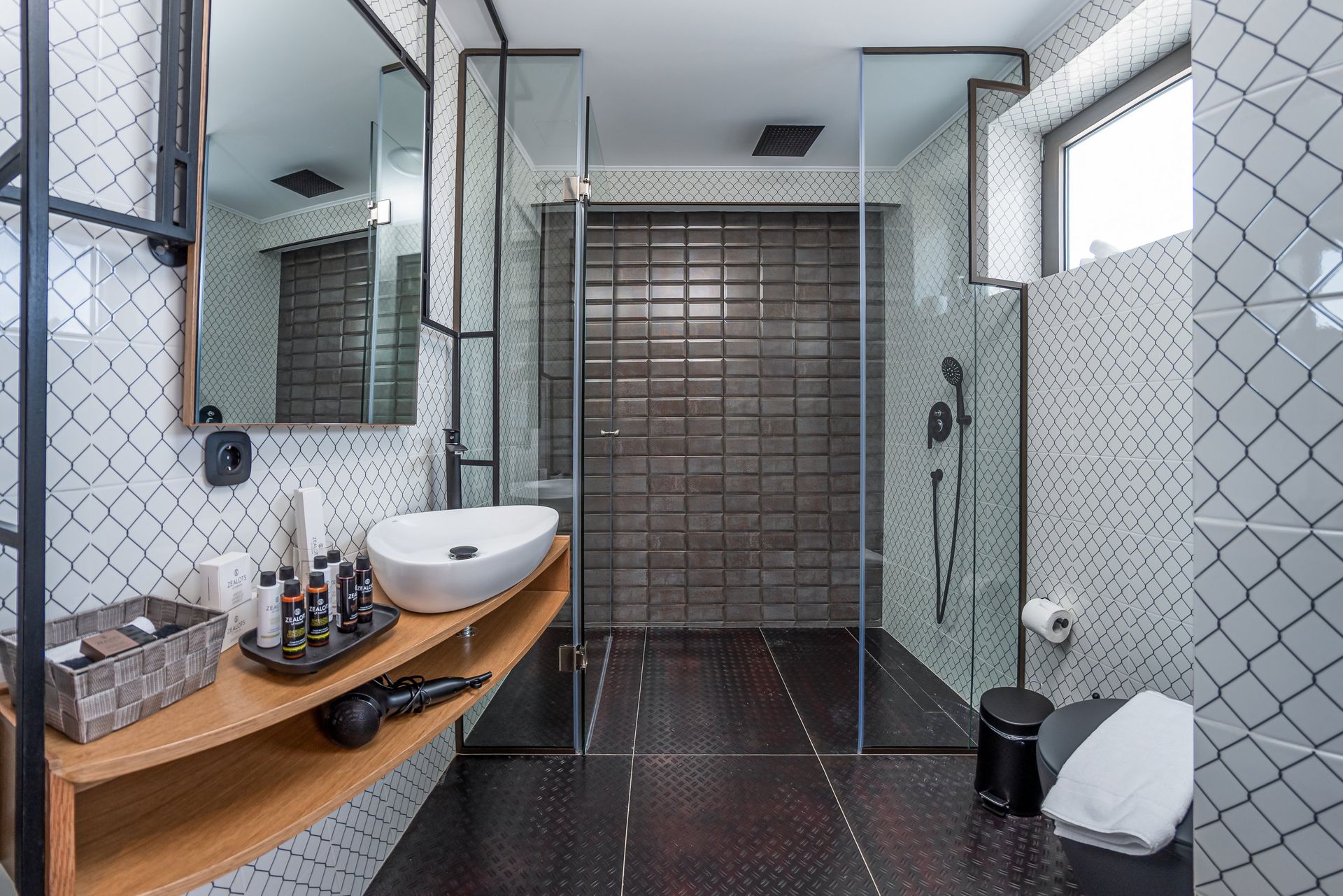 Onira Suite Dreams Crete - BEAUTY - 12