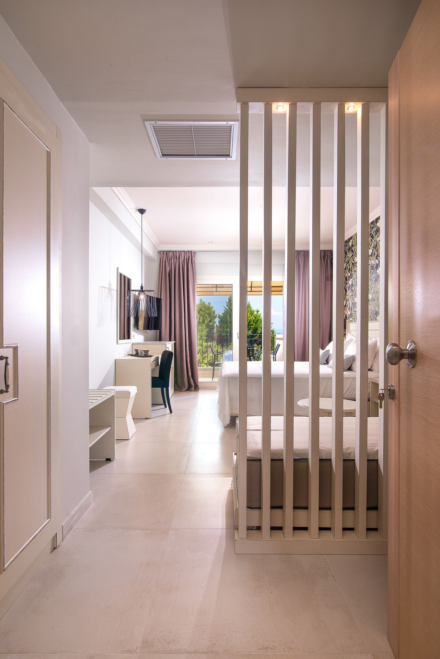 Neikos Luxury Suites - DTR - 2