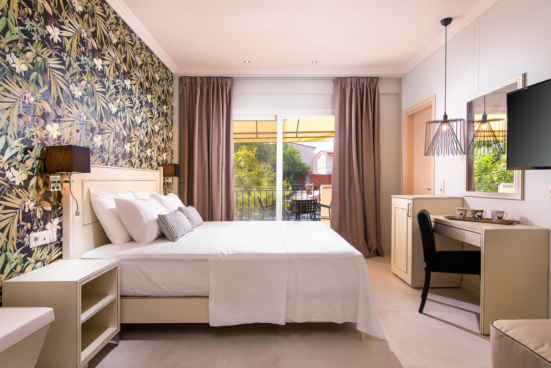 Neikos Luxury Suites - DTR - 3