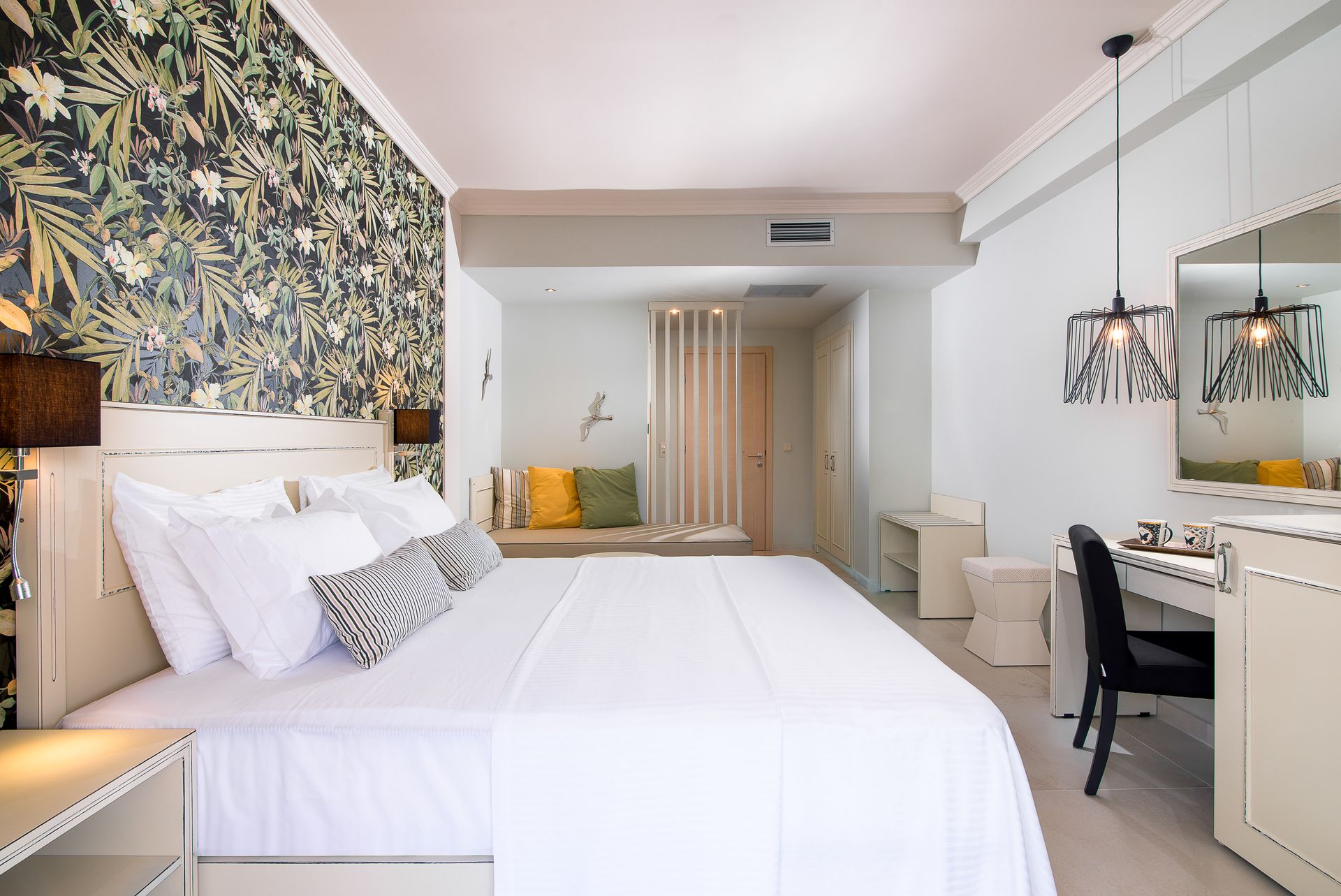 Neikos Luxury Suites - DTR - 5