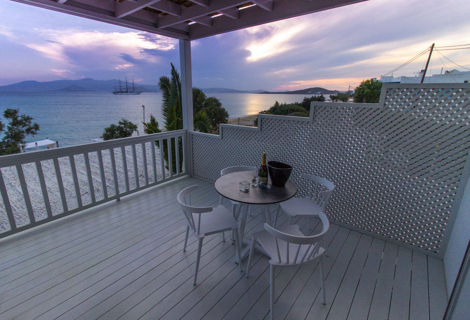 Grand Sea View Suite with Outdoor Hot Tub