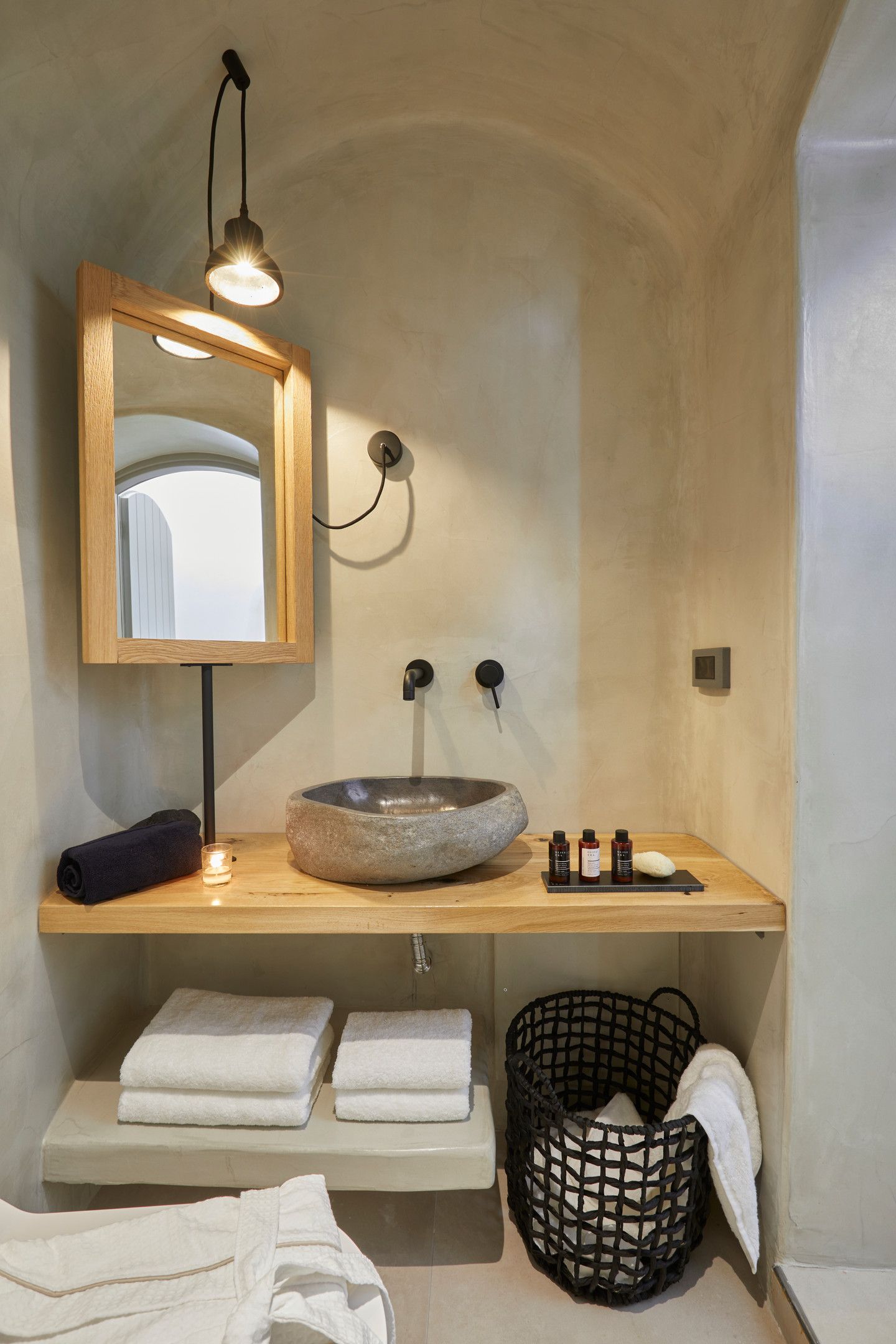 Floria Suites Santorini - CAVE - 10