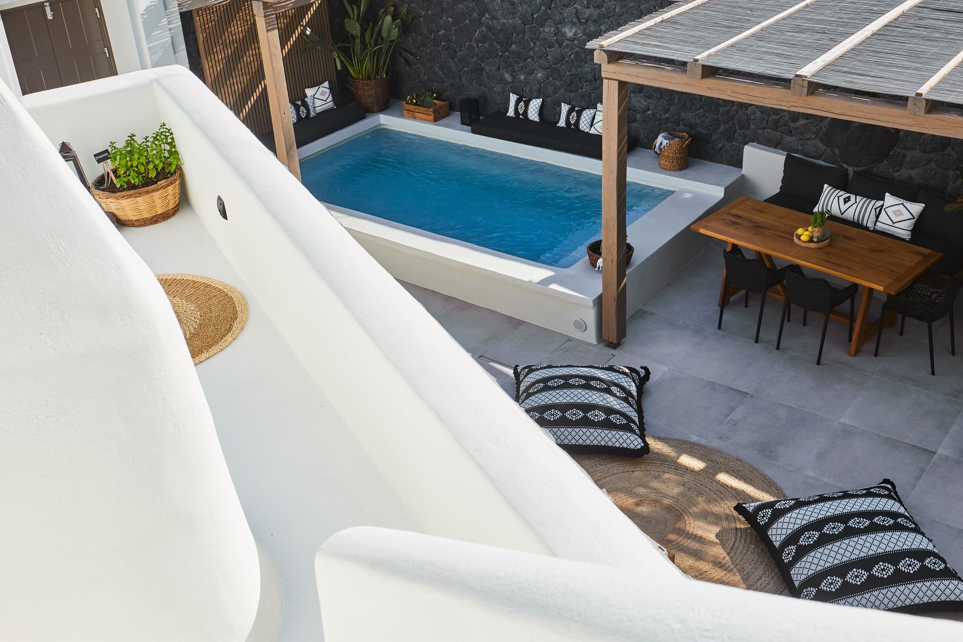 Floria Suites Santorini - CAVE - 23