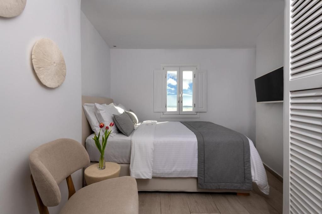 Aqua Luxury Suites Santorini - AQUA - 4