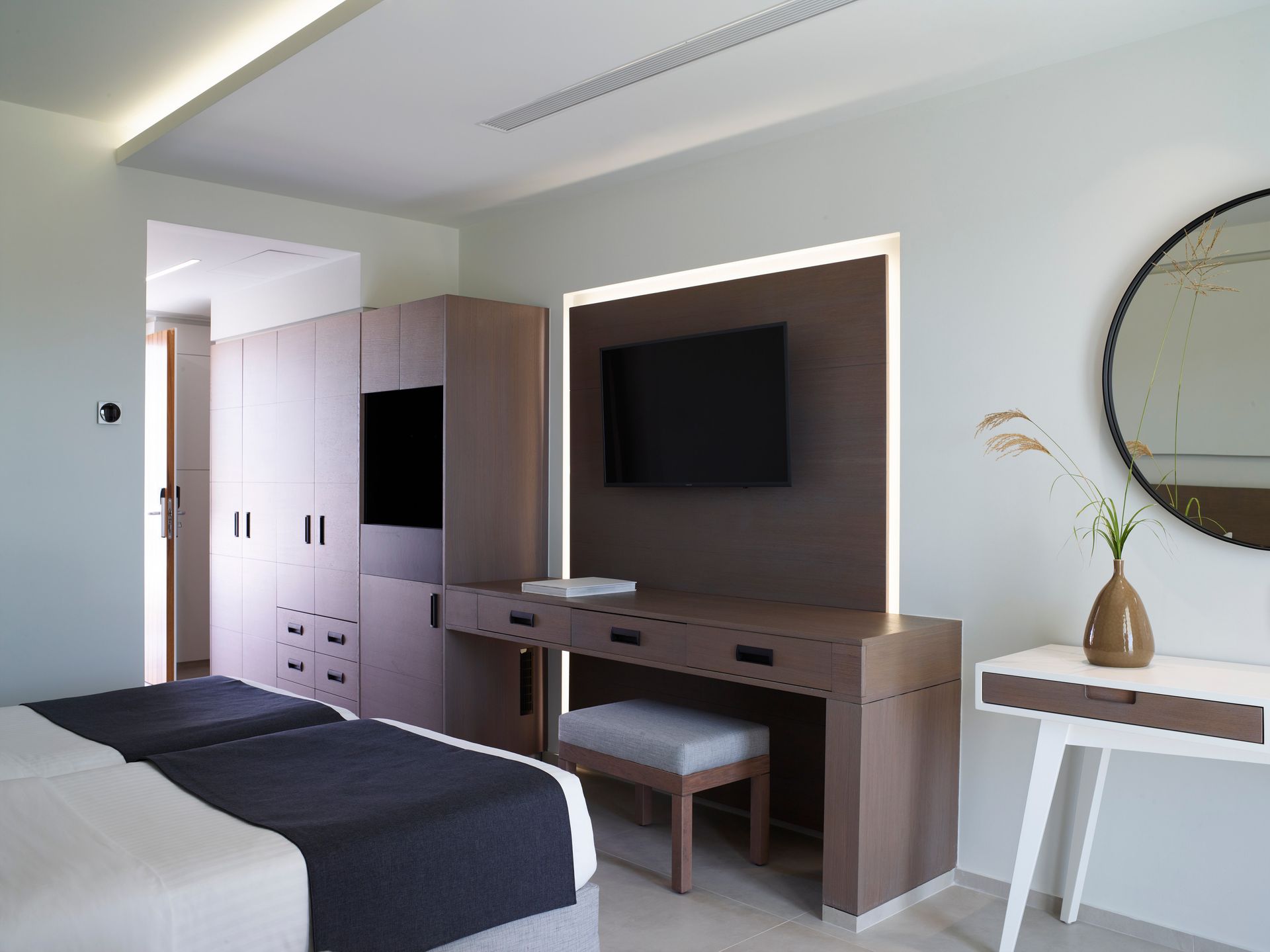 Neptune Luxury Resort - DLXFAR - 3