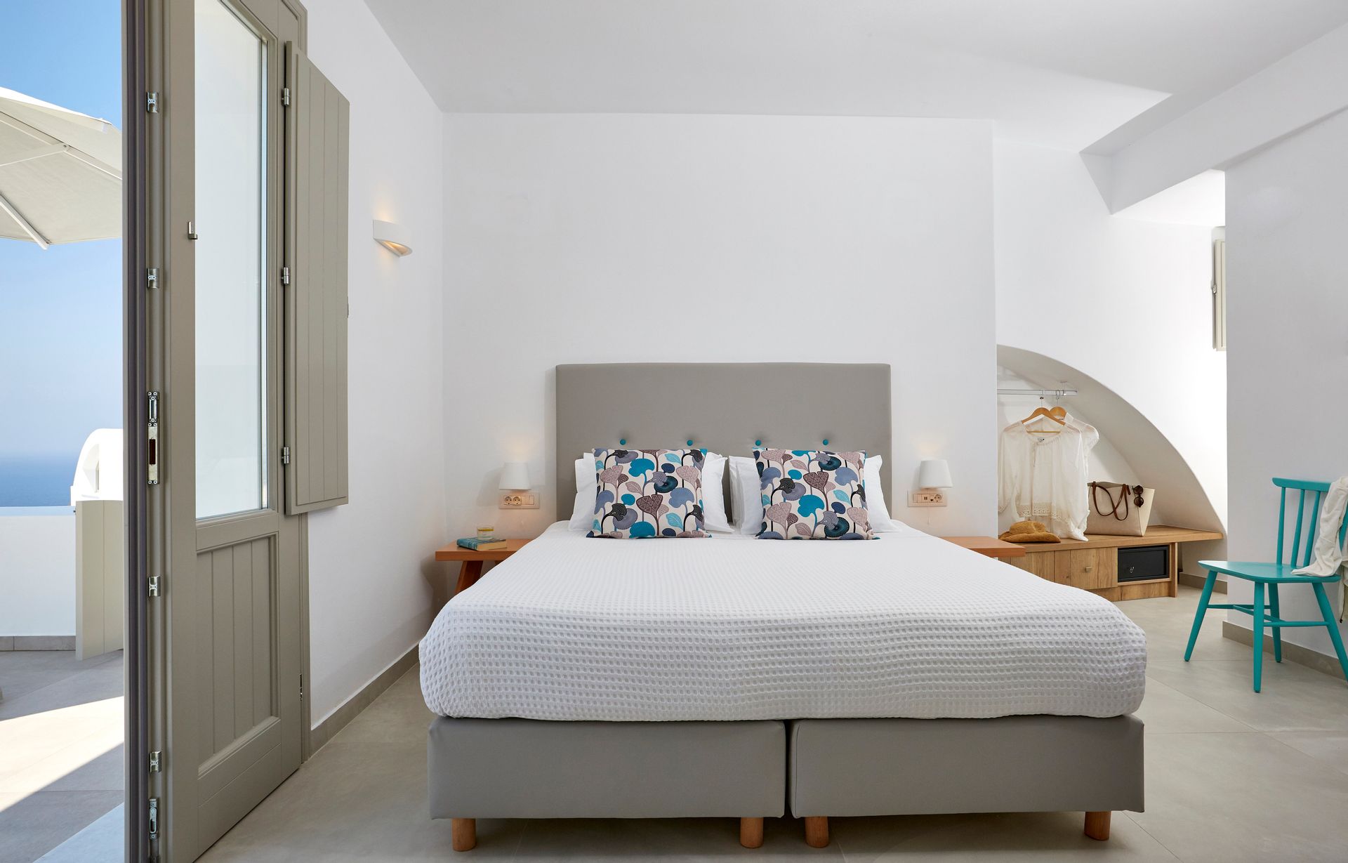 Aperanto Suites Santorini - ELG - 2