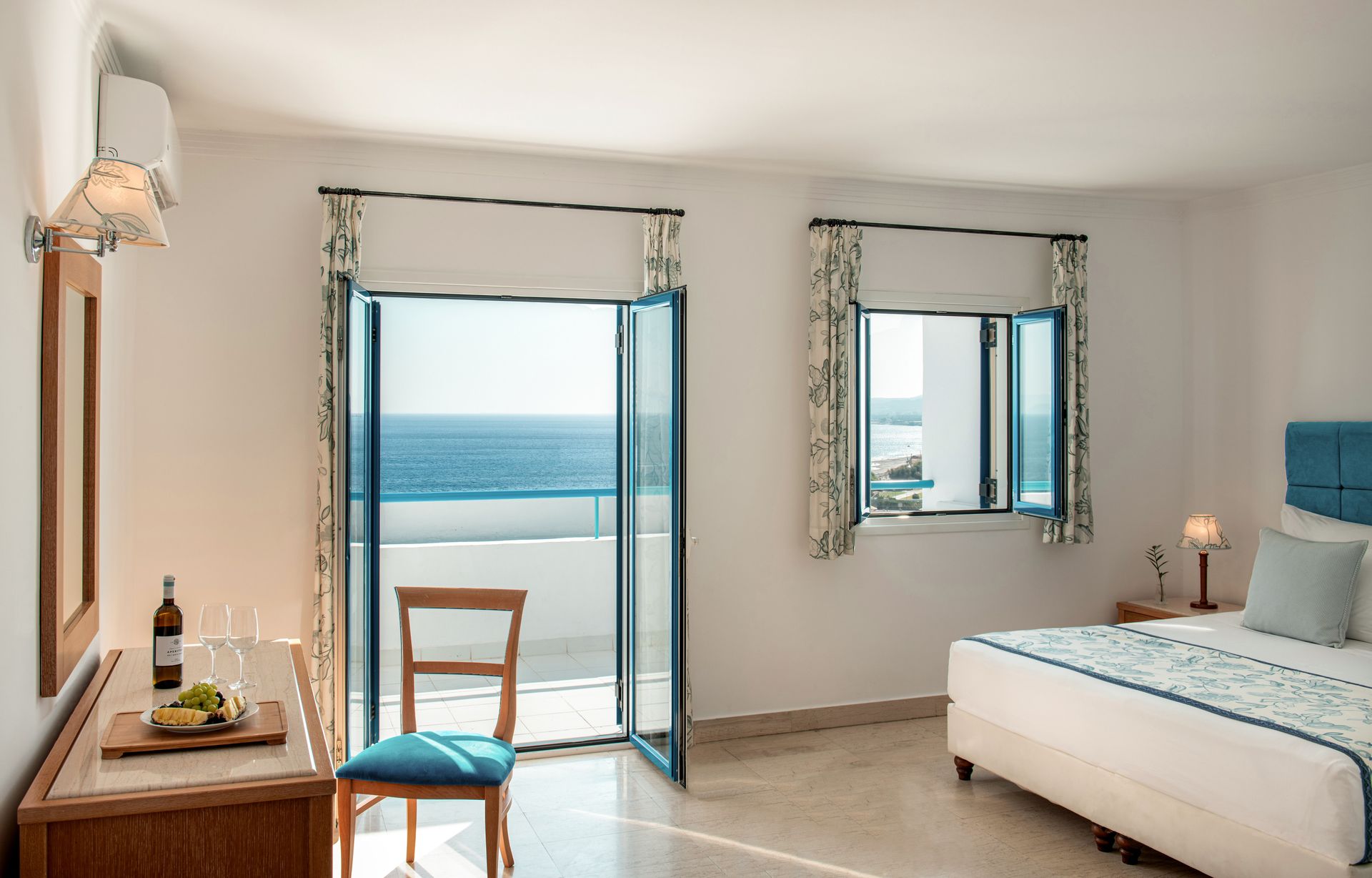 Family Sea View