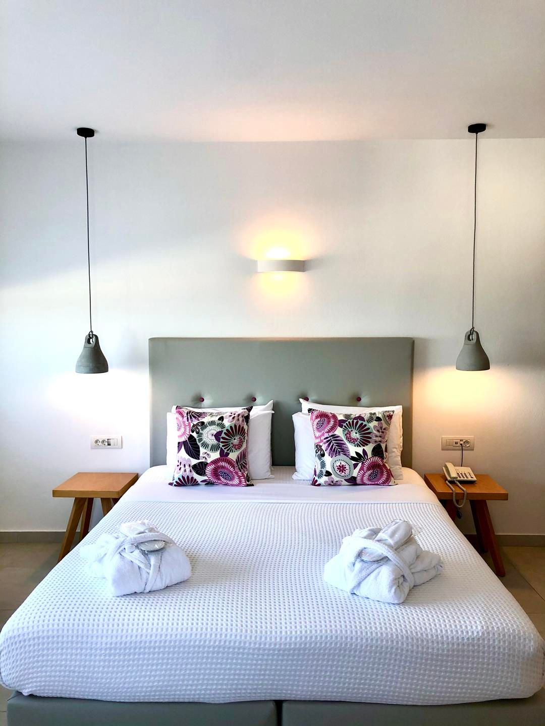 Aperanto Suites Santorini - HNM - 3