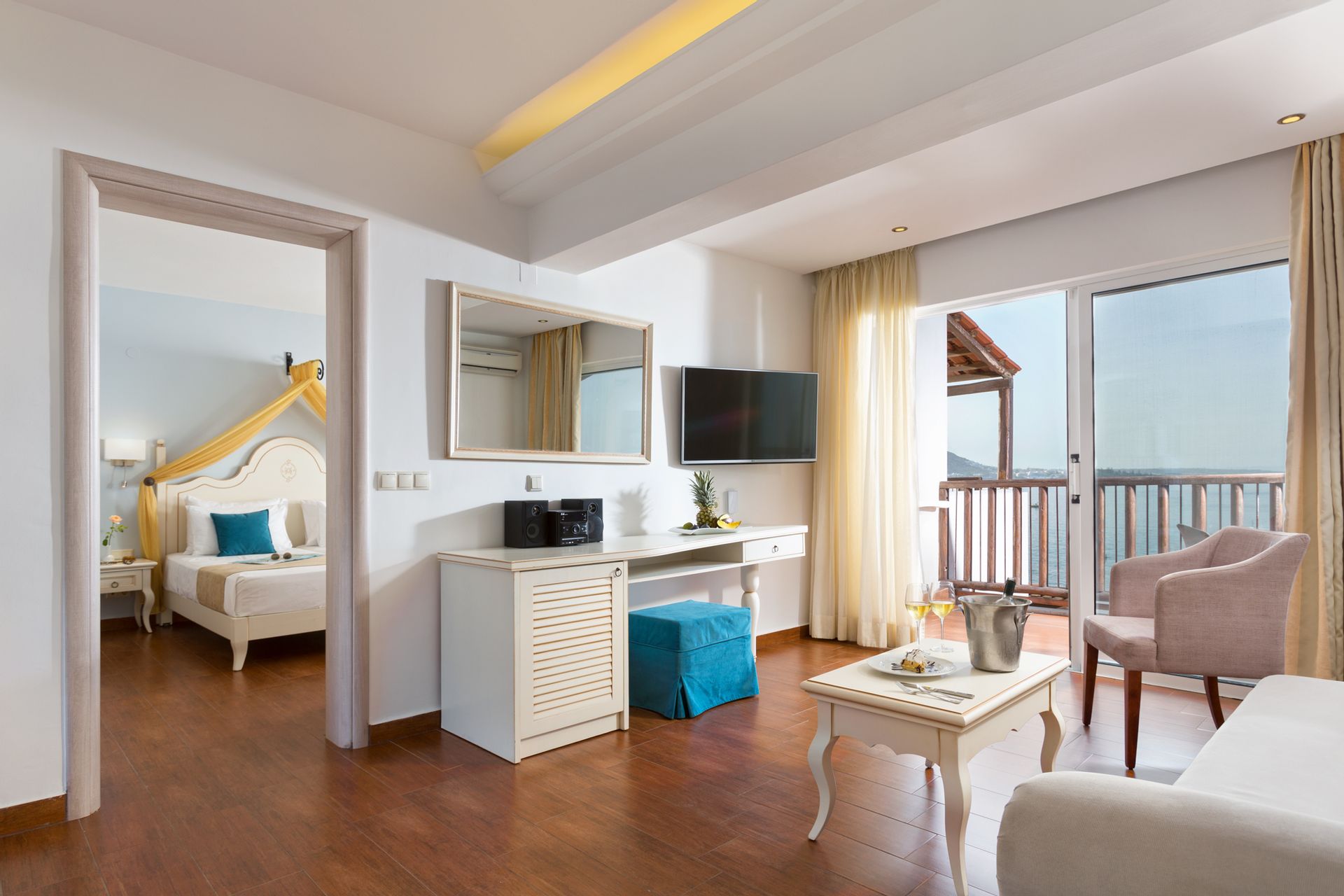 Alexander Beach Hotel & Village - SUI2BF - 2