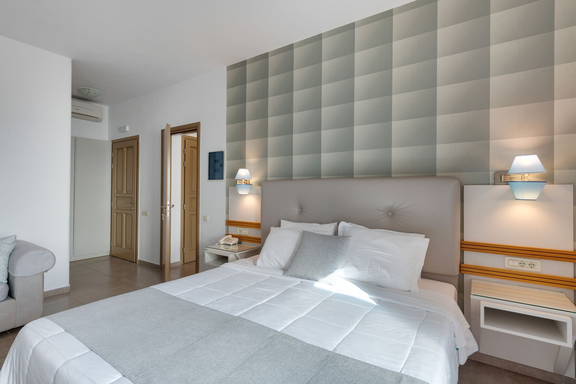 Lithos by Spyros & Flora - JUNSV - 20