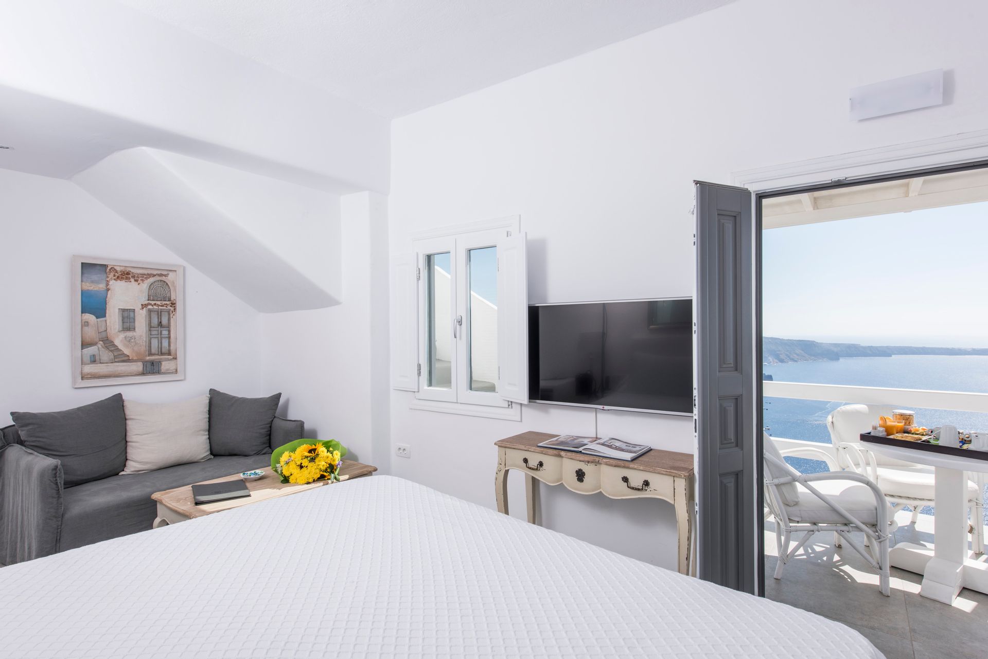 Aqua Luxury Suites Santorini - HONEYM - 16