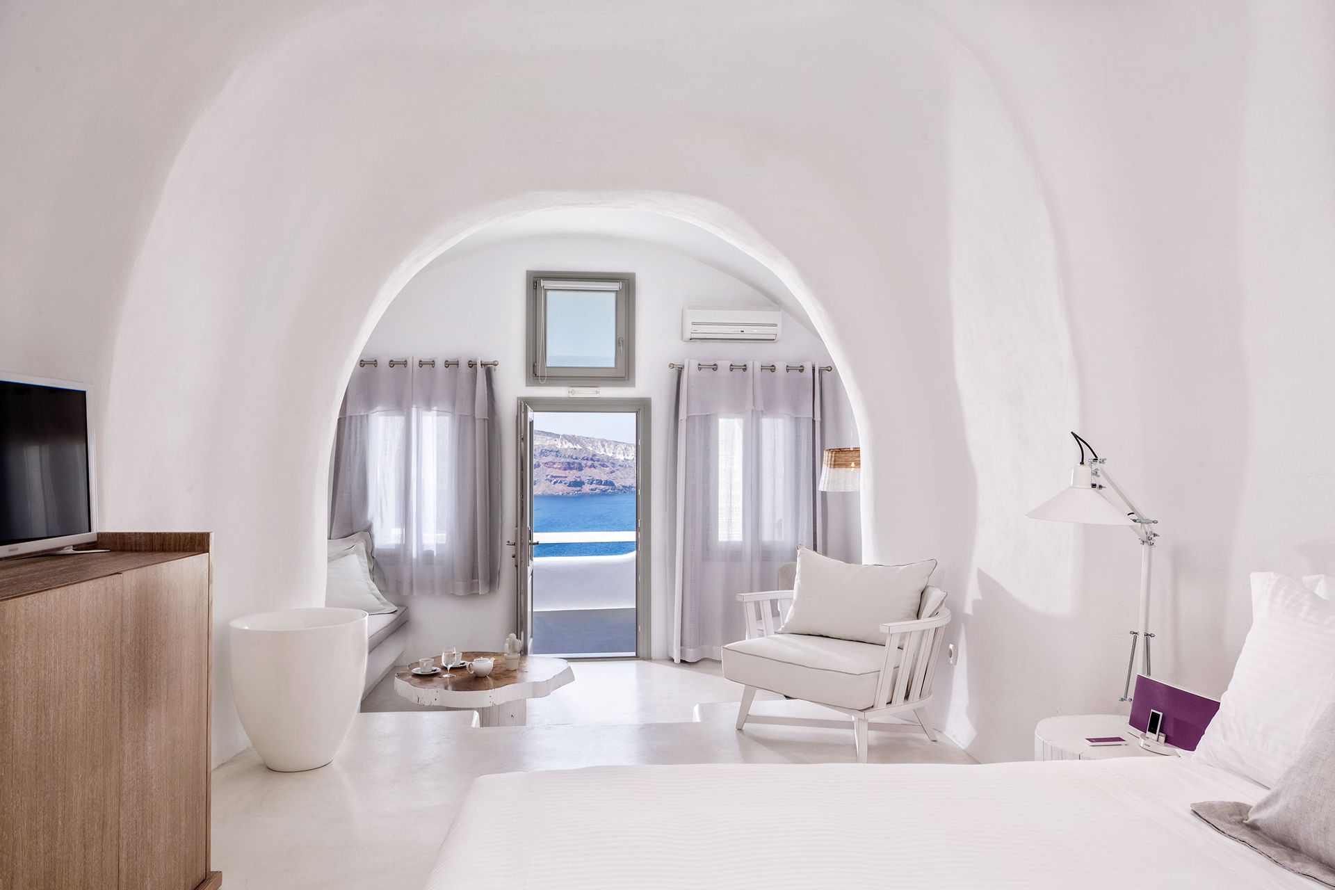 Senior Suite Caldera View