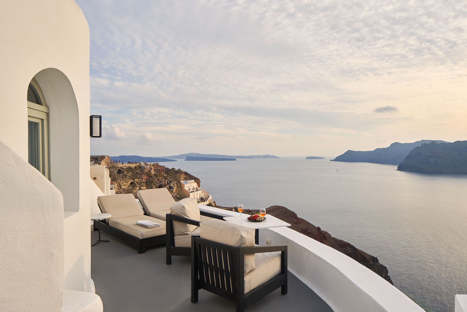 Charisma Suites Santorini - DBL - 2