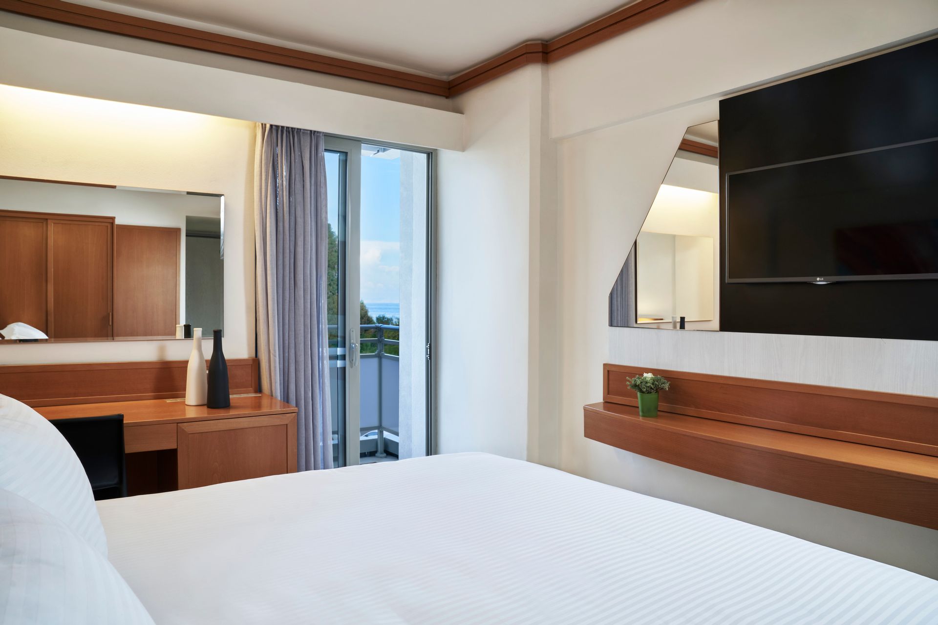 Superior Guestroom with Balcony