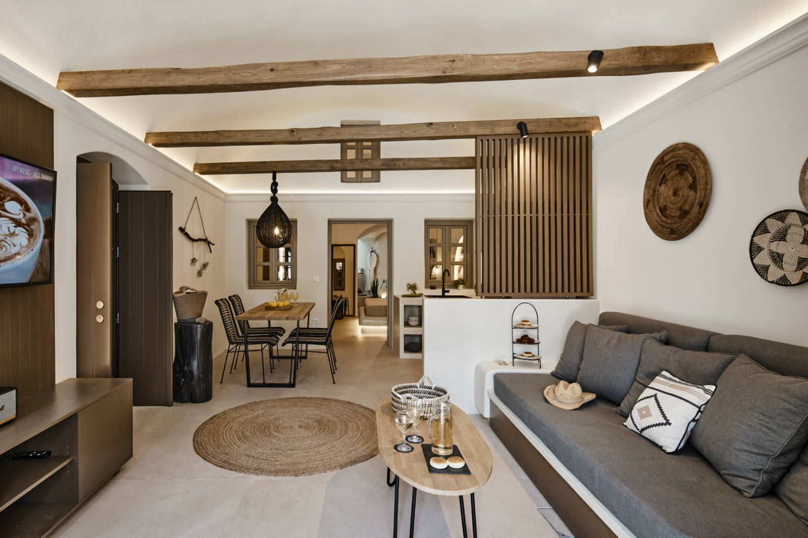 Two Bedroom Suite with Spa Bath