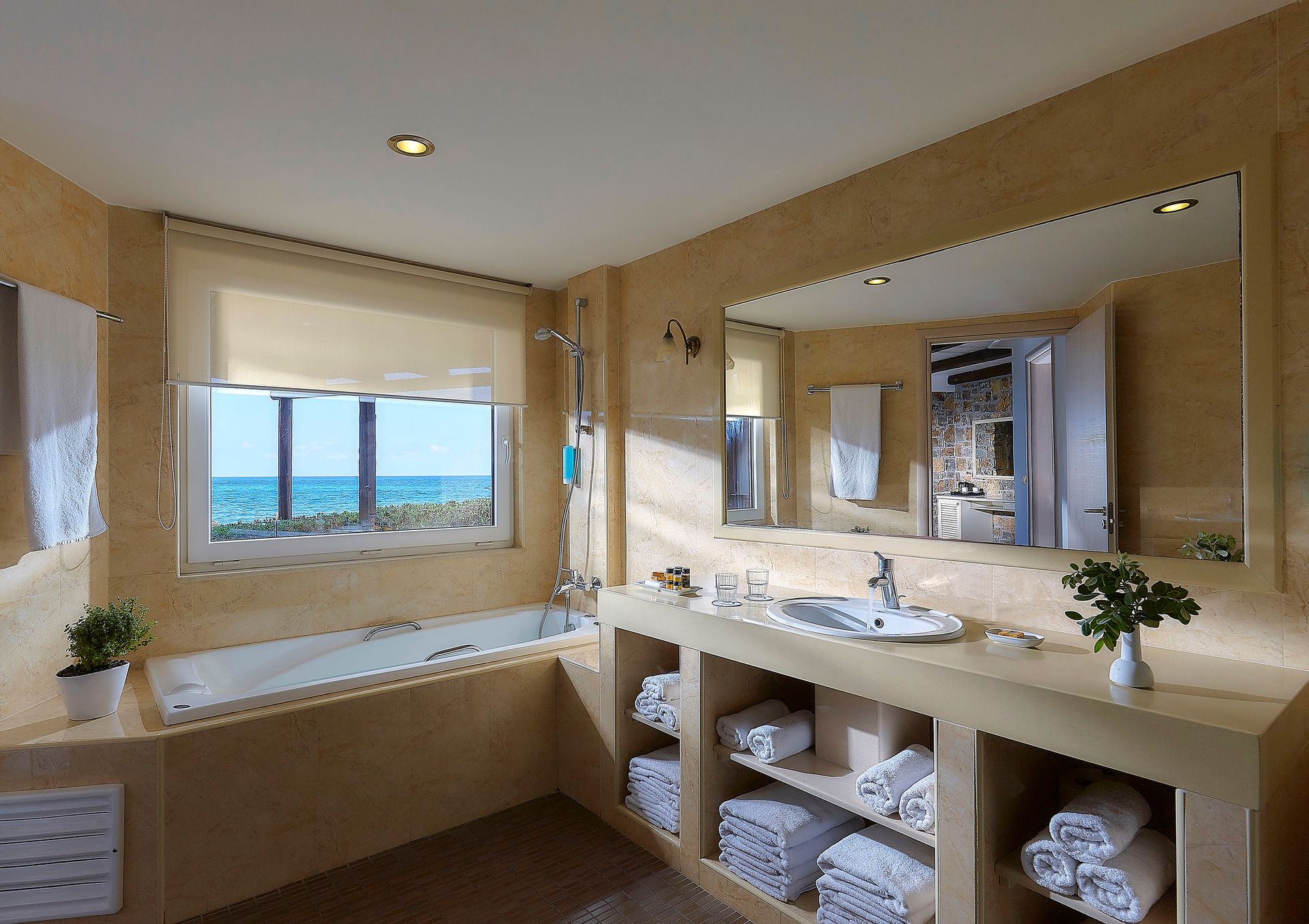 Alexander Beach Hotel & Village - VILLA - 8
