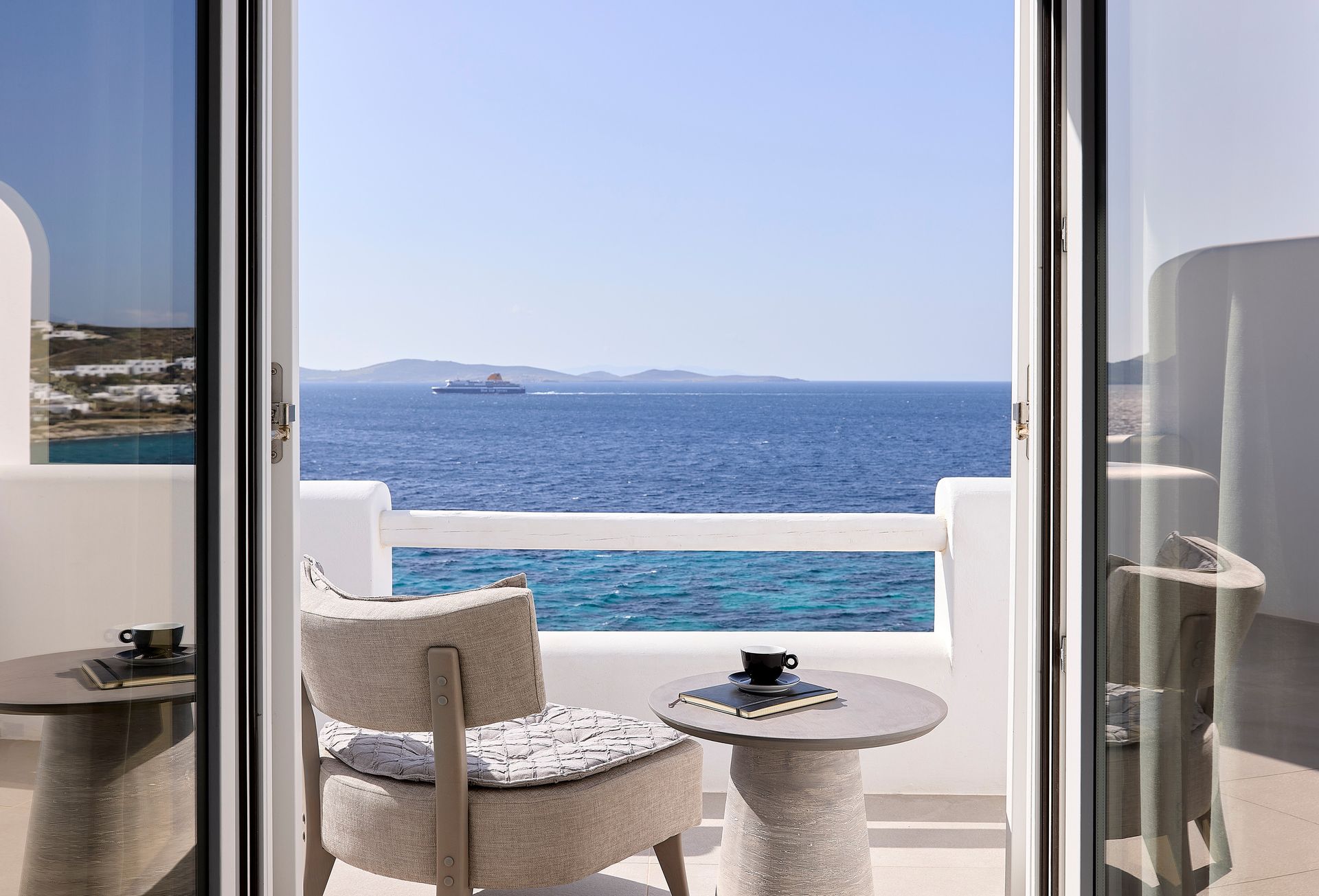 Sunset Deluxe Sea View Suite