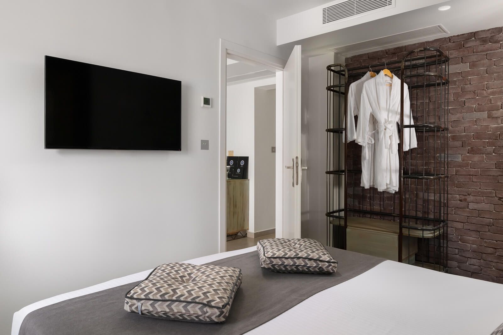 Elakati Luxury Boutique Hotel - ASPALA - 21