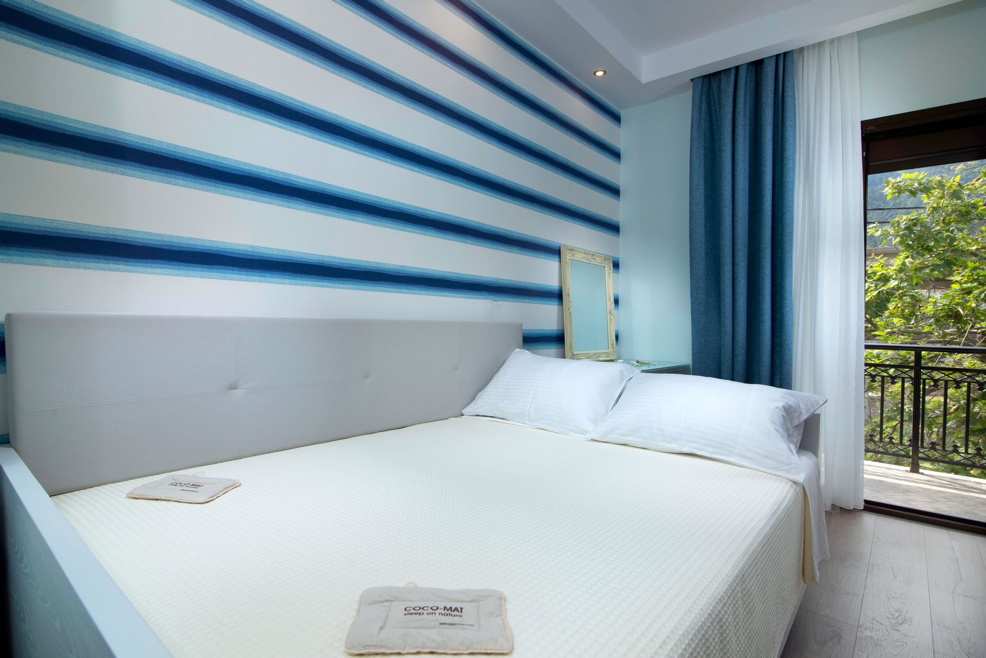 Single Room with Side Sea View