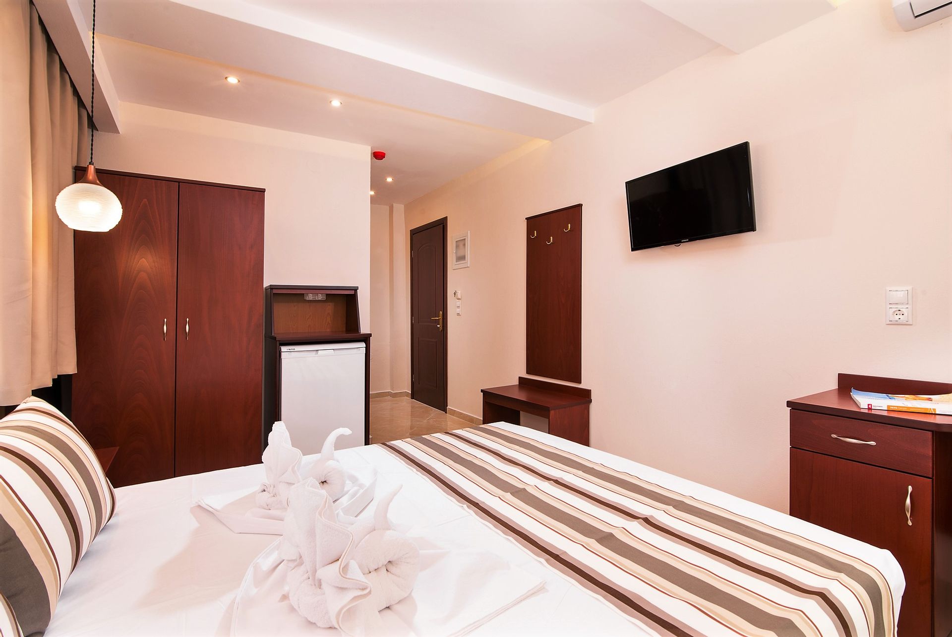 Hotel Diamond - DLXDBL - 3
