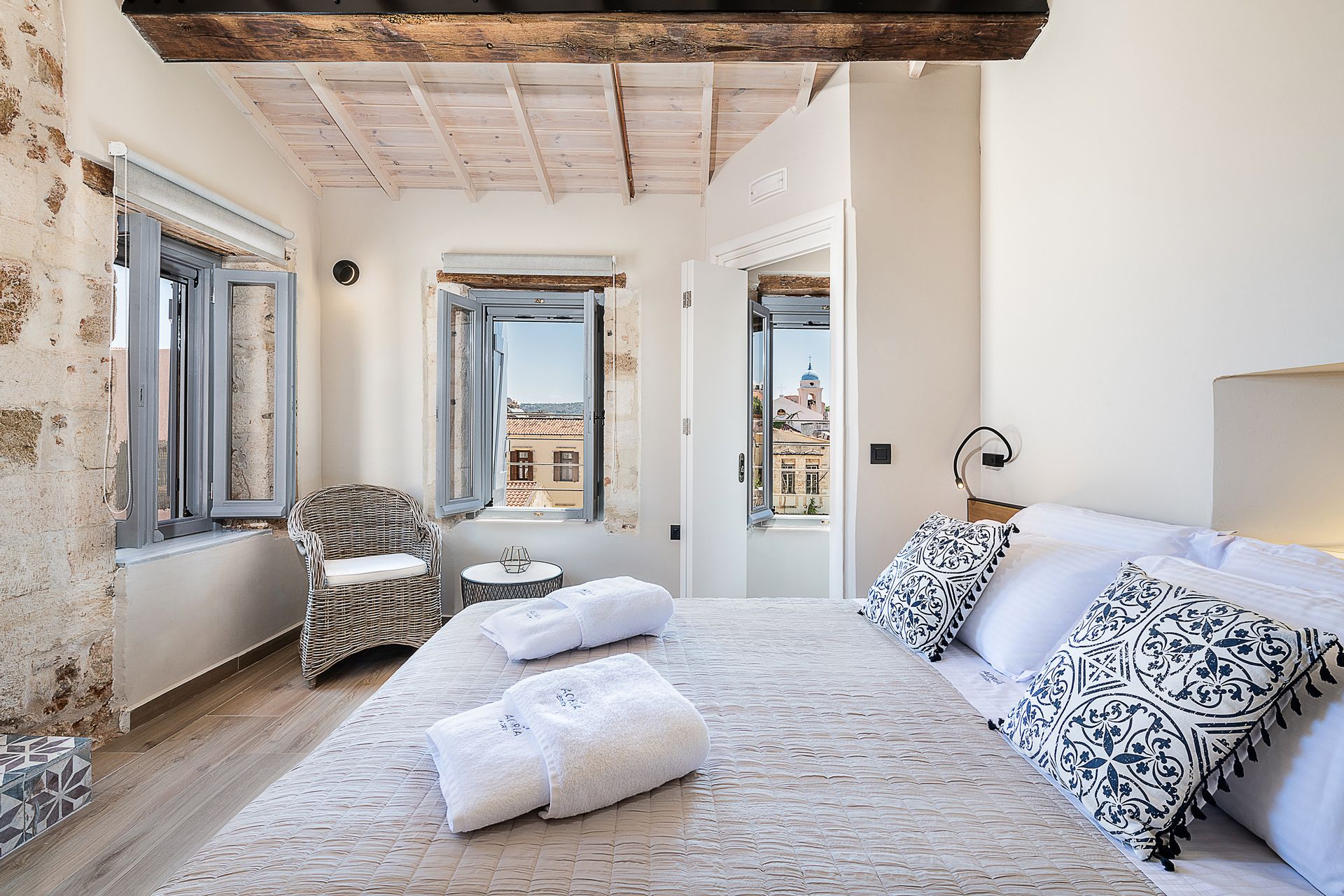 Penthouse Suite with Old Town View