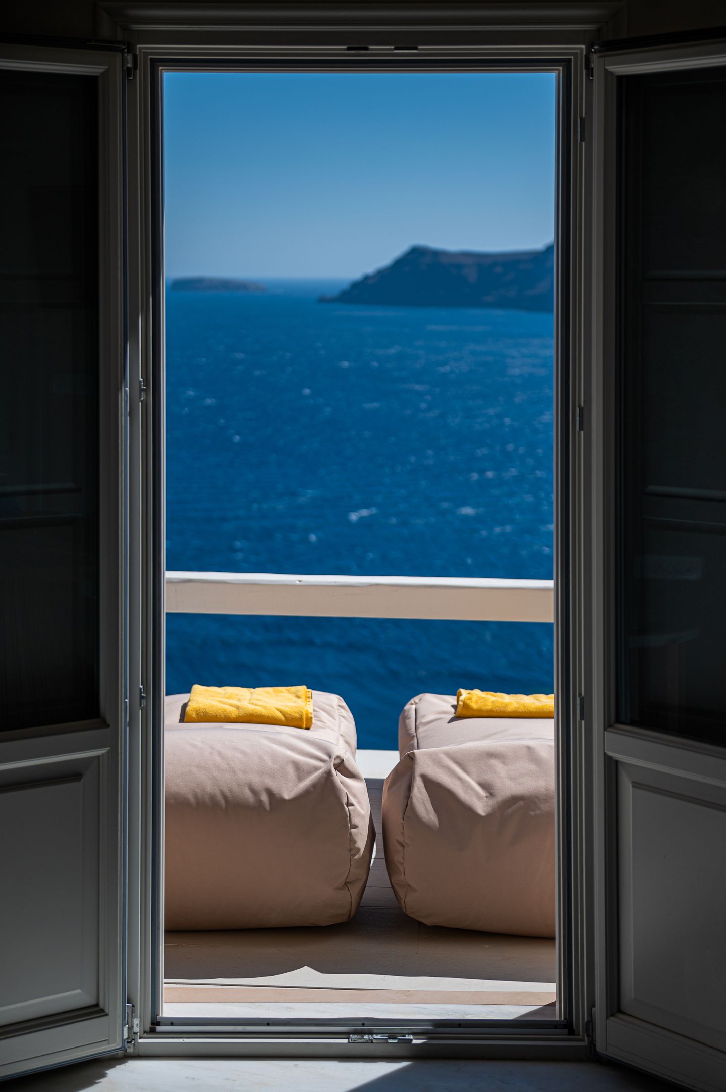Armeni Luxury Villas Oia Santorini - ELSV - 2