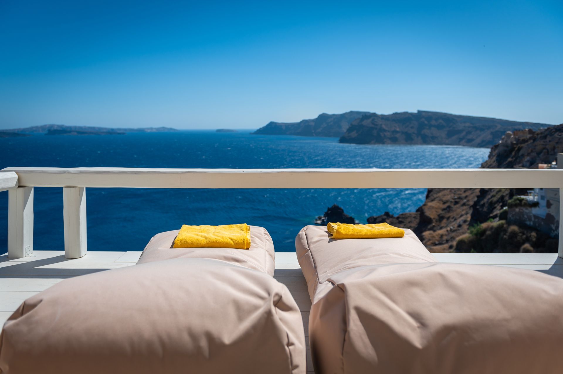 Armeni Luxury Villas Oia Santorini - ELSV - 3