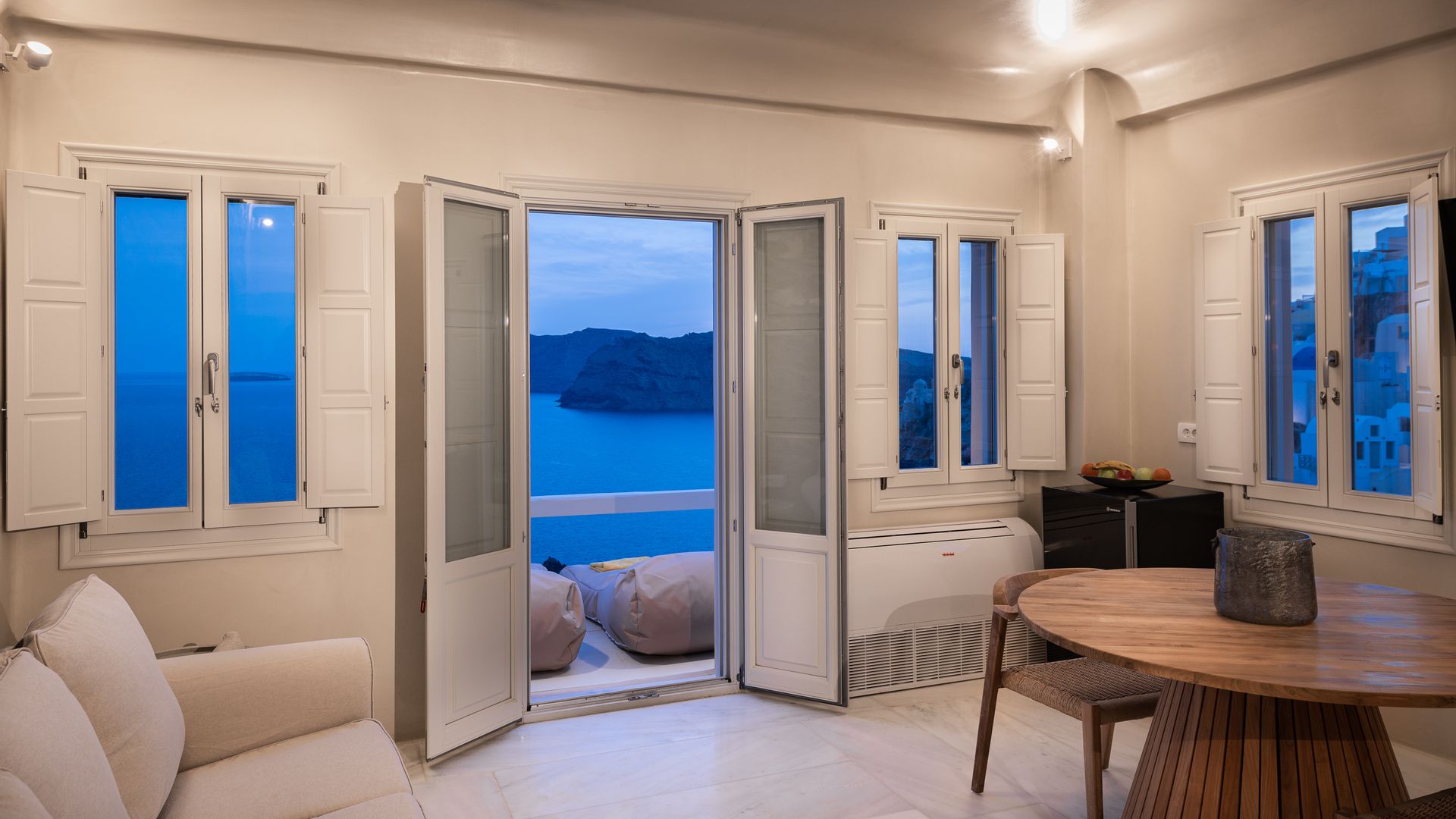 Armeni Luxury Villas Oia Santorini - ELSV - 19