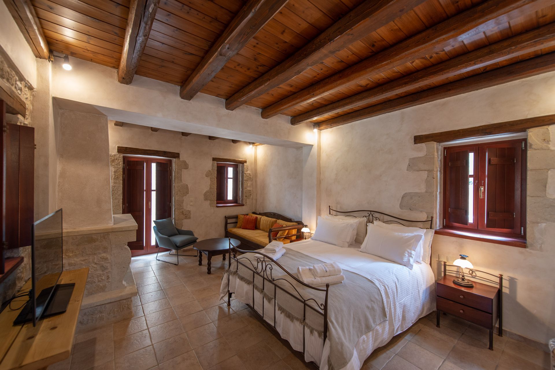 Junior Suite with Terrace and Garden View