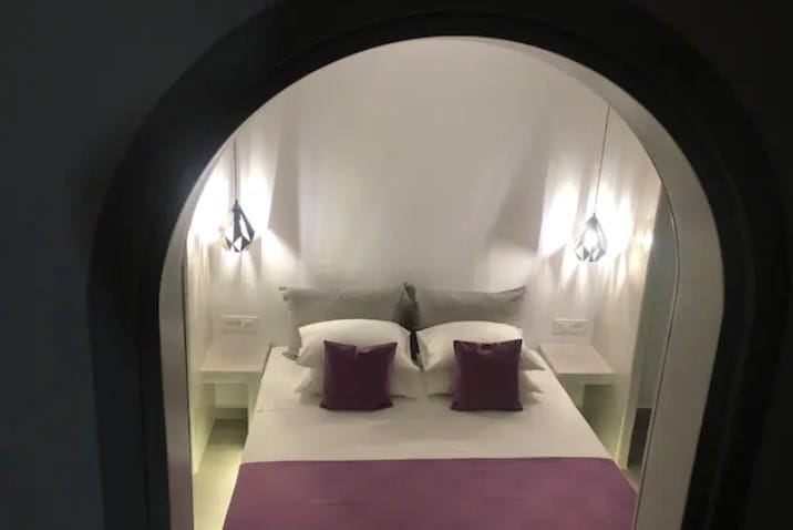 Suite with Hot Tub
