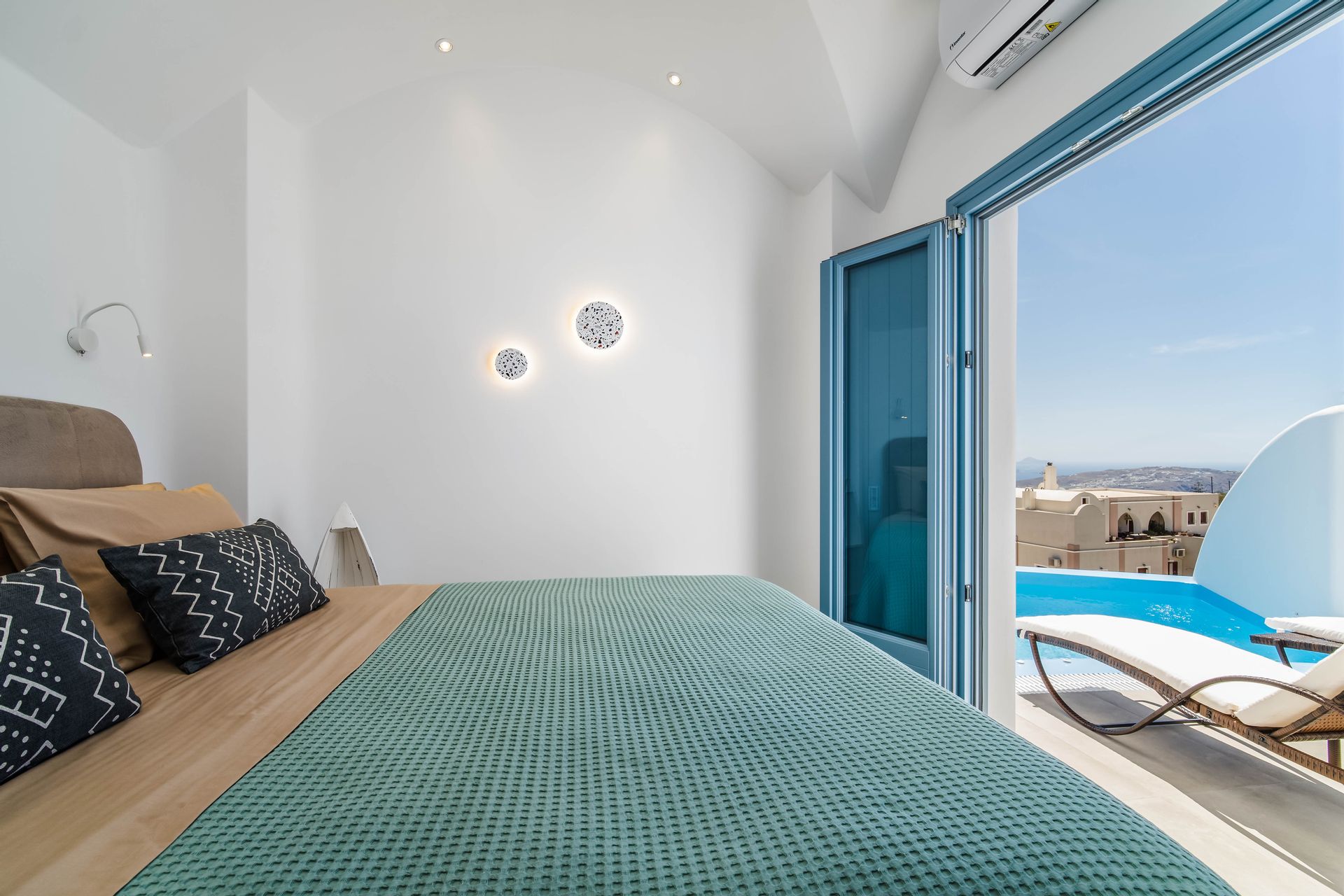Aegean Blue Luxury Suites - PRPOOL - 4