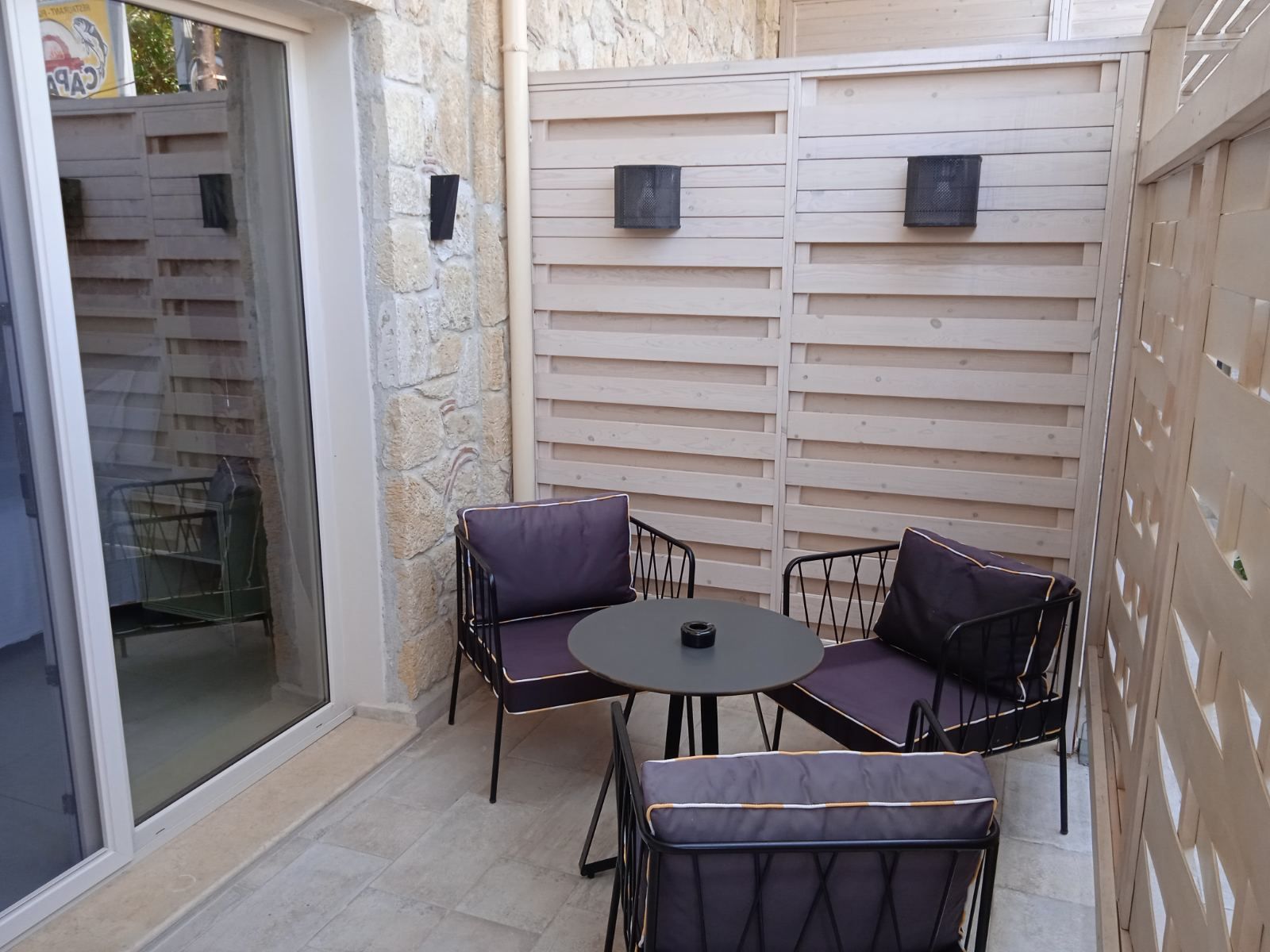 Neikos Luxury Suites - DTR - 9