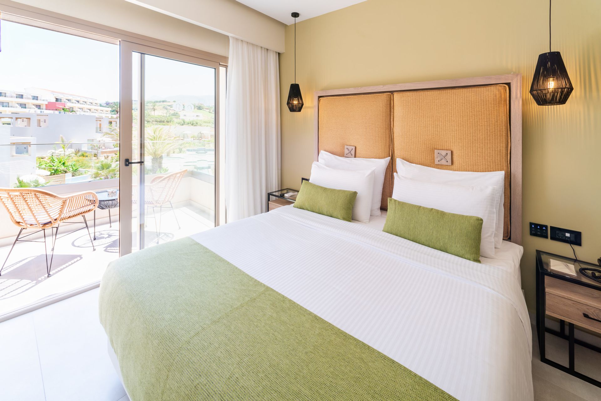 Cozy Double Room with Garden View