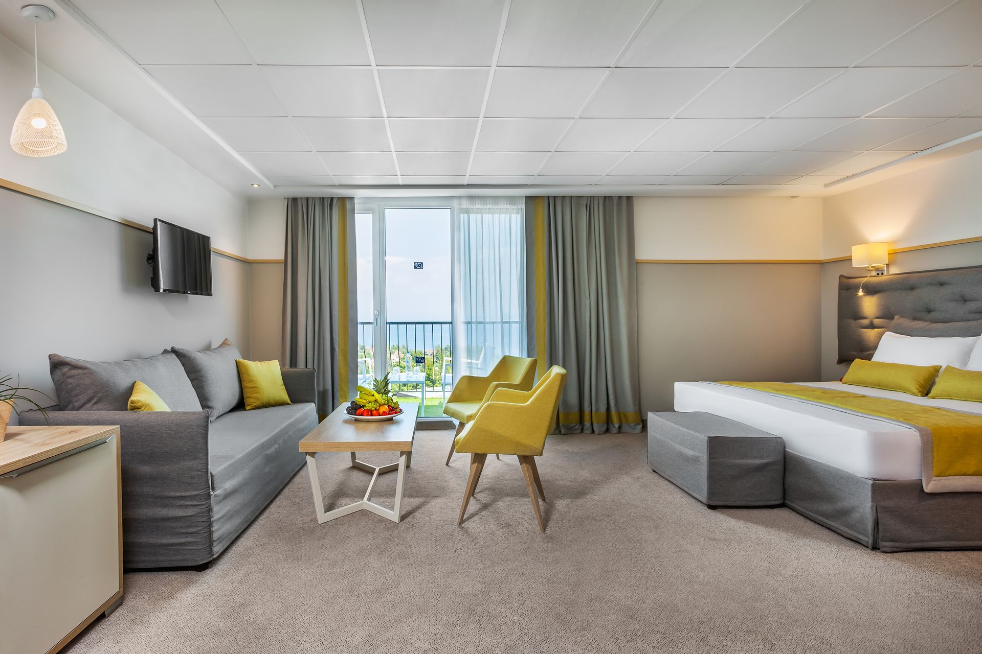 Elegant Suite Sea View